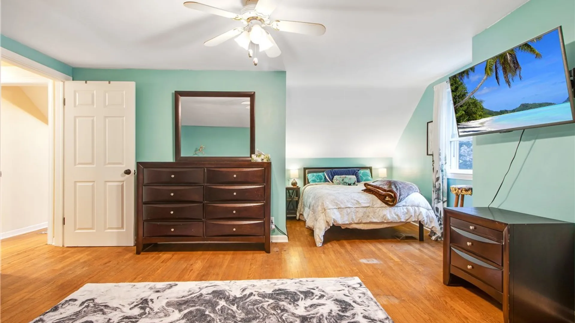 Property at 11 S Shore Boulevard, Lackawanna, NY 14218 32