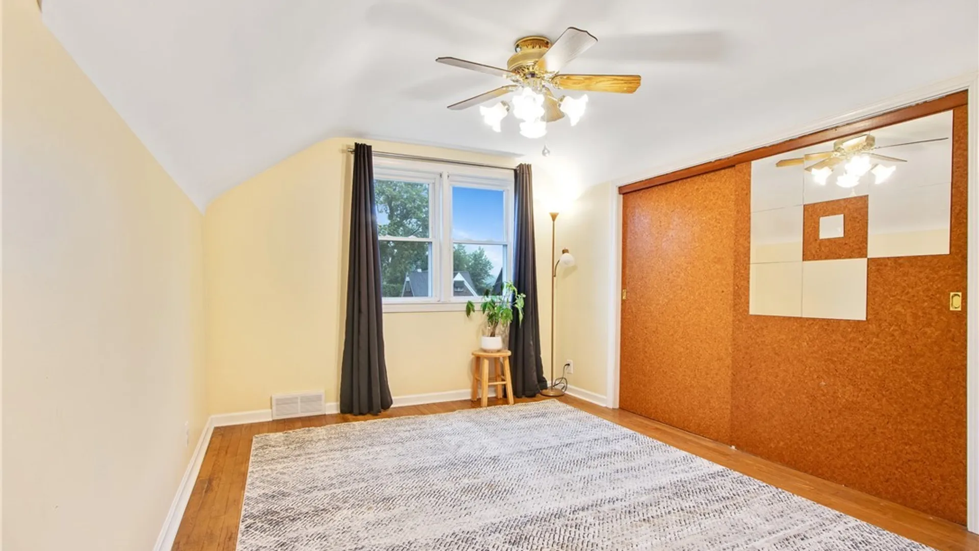 Property at 11 S Shore Boulevard, Lackawanna, NY 14218 34