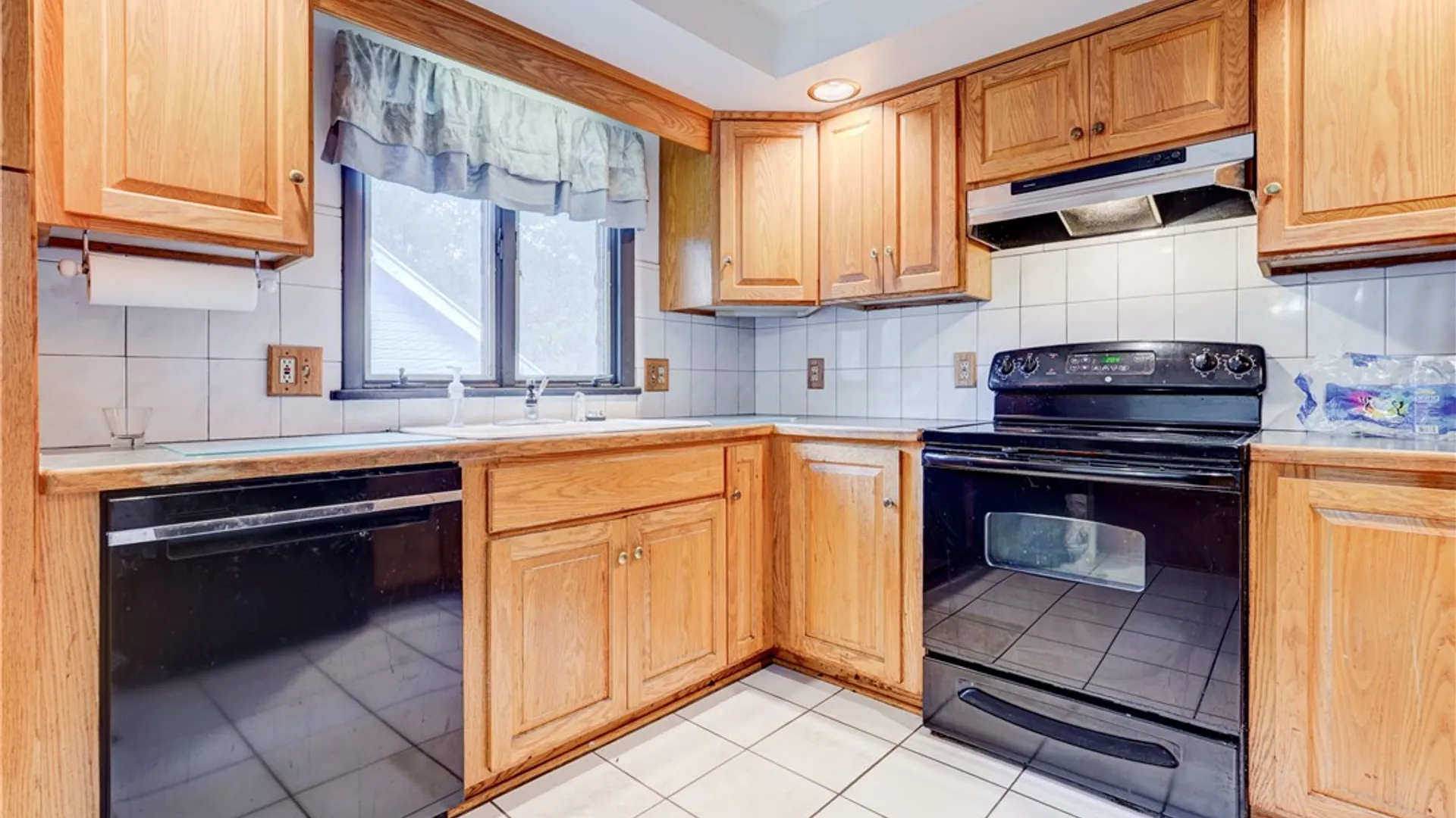 Property at 70 Kemphurst Road, Rochester, NY 14612 3