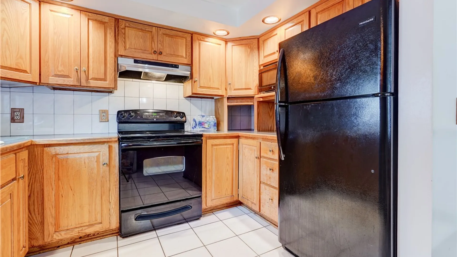 Property at 70 Kemphurst Road, Rochester, NY 14612 4