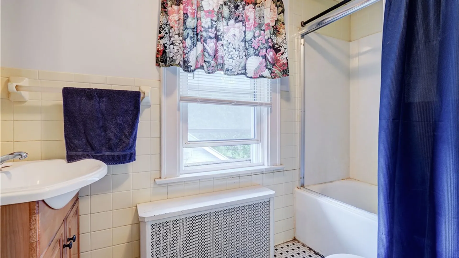 Property at 70 Kemphurst Road, Rochester, NY 14612 9