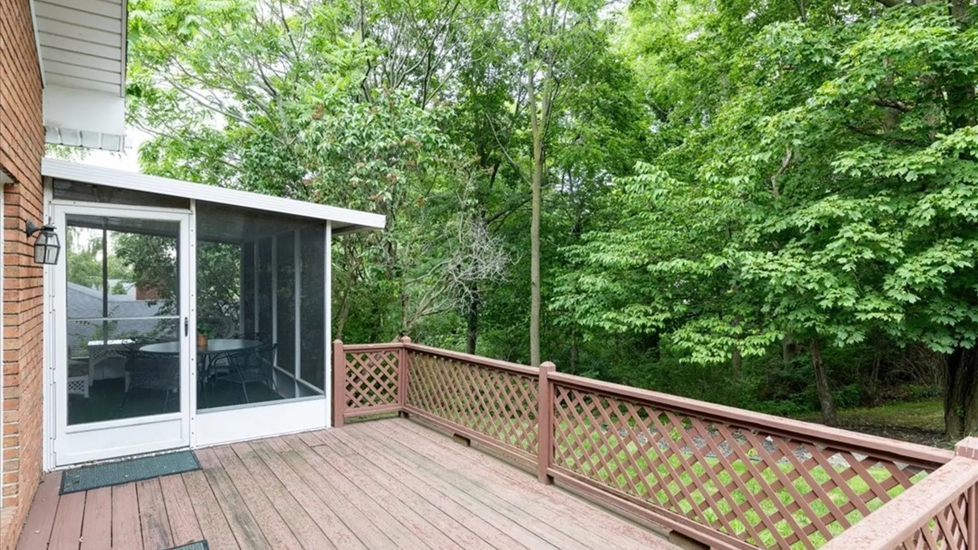 Property at 30 Hampton Hill Drive, Amherst, NY 14221 25