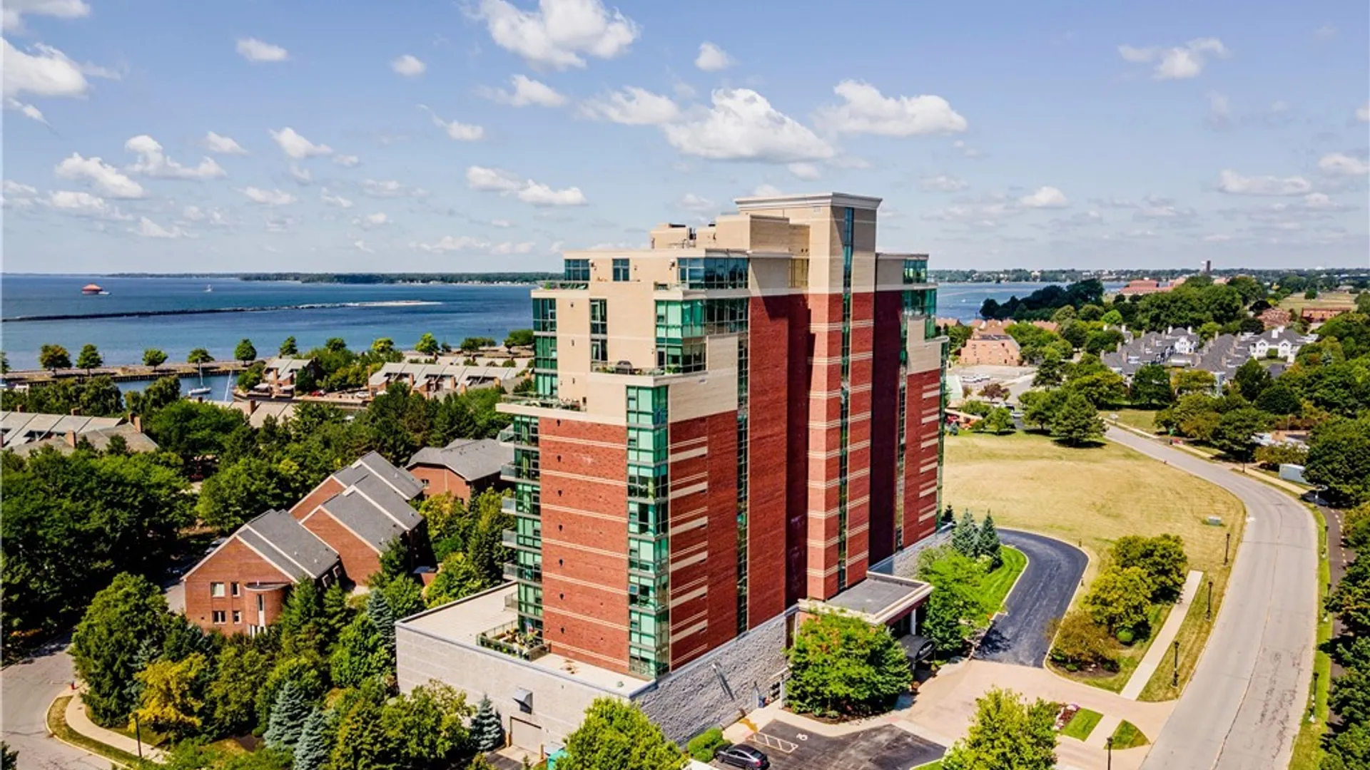 Property at 132 Lakefront Boulevard, Buffalo, NY 14202 2