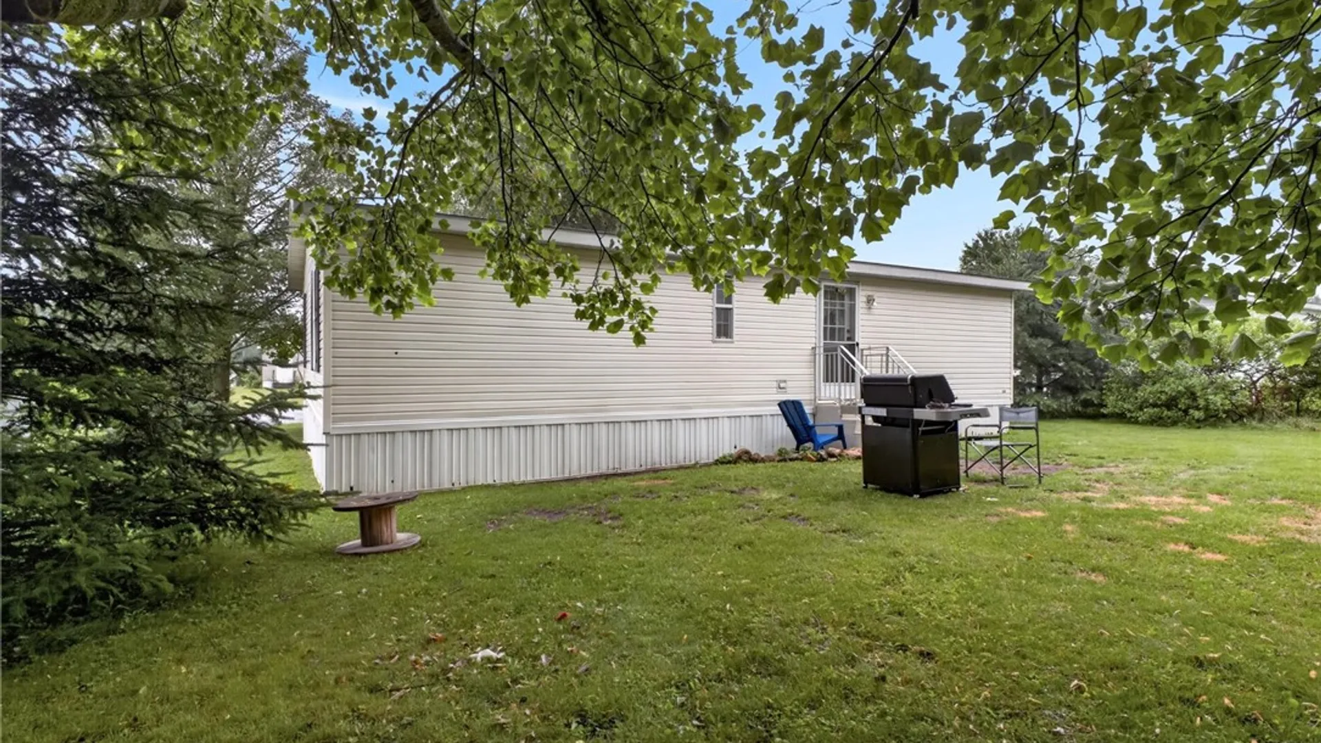 Property at 27 Morgans Run, Manchester, NY 14432 24