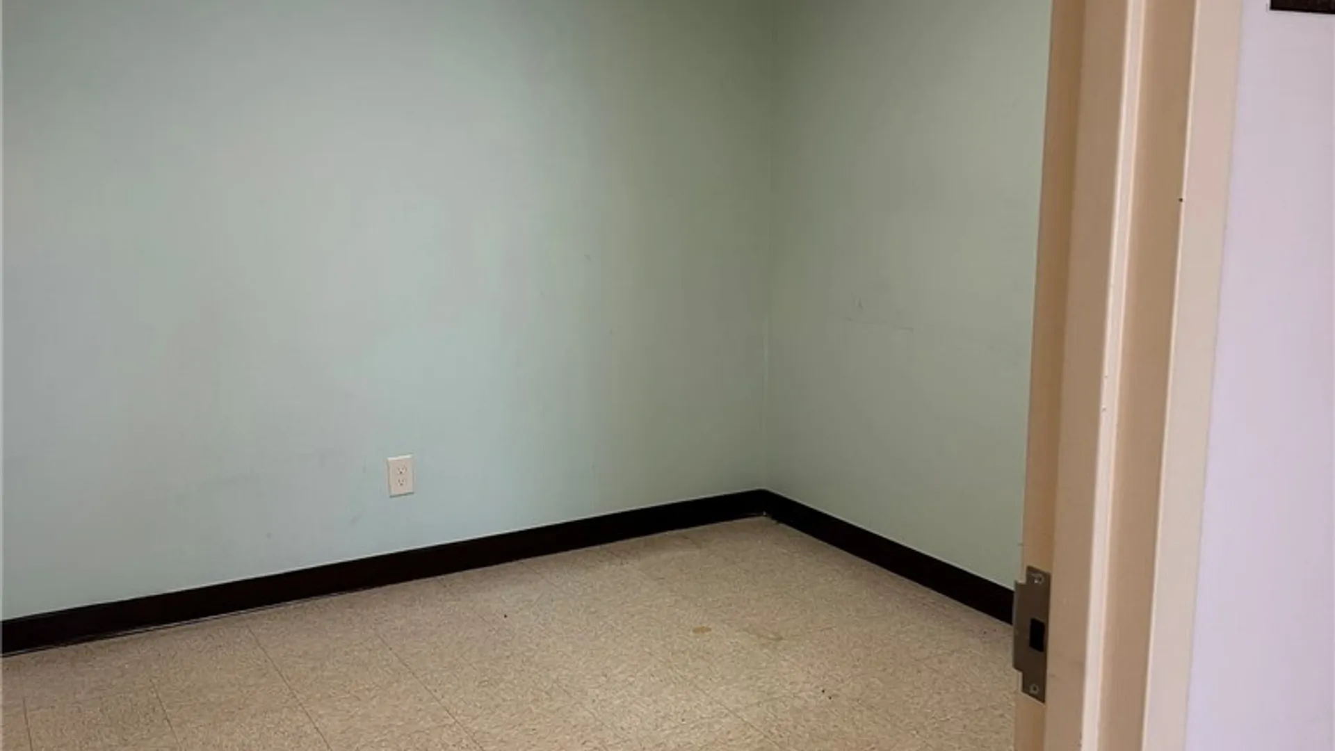 Property at 961 Canal Street, Syracuse, NY 13210 28