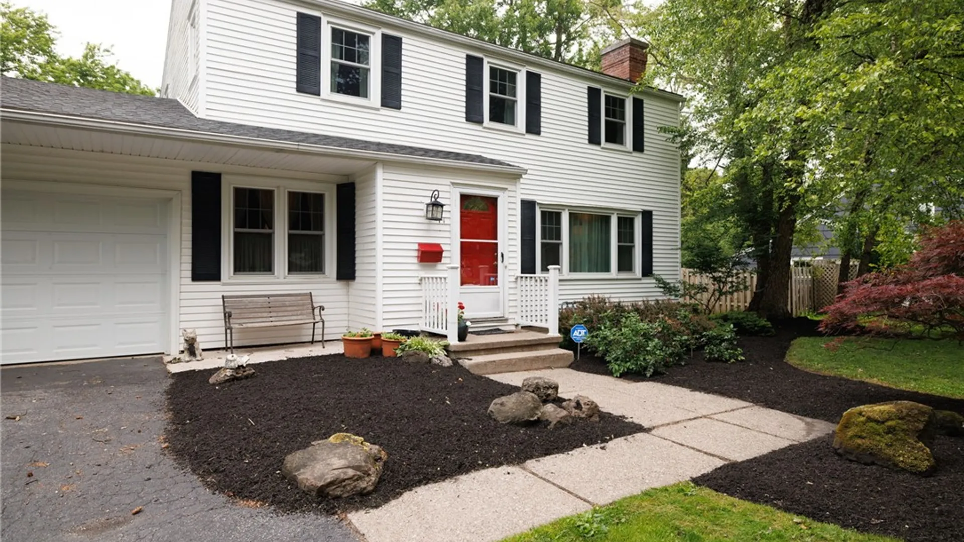 Property at 11 Colonial Drive, Penfield, NY 14526 4