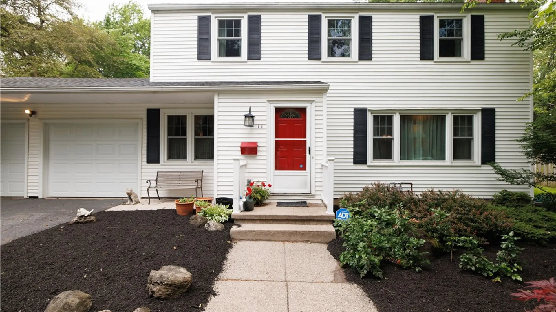 Property at 11 Colonial Drive, Penfield, NY 14526 5