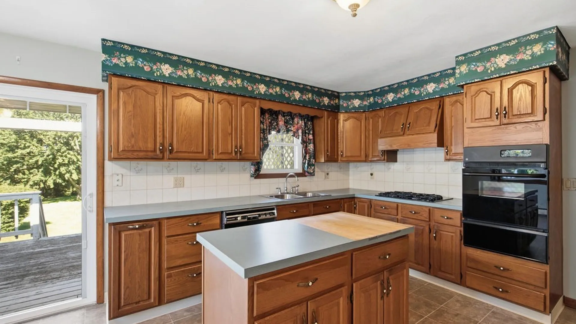 Property at 26 Simpson Drive, Scriba, NY 13126 5