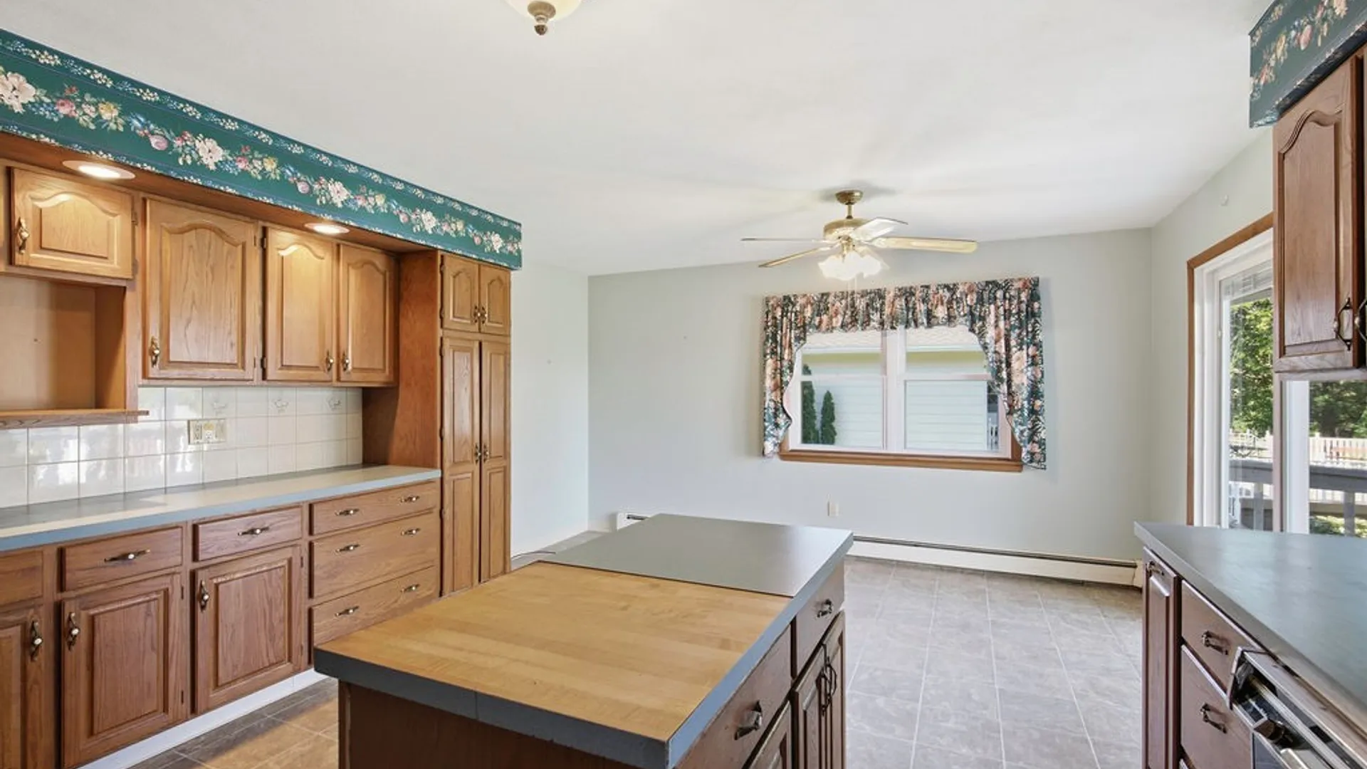 Property at 26 Simpson Drive, Scriba, NY 13126 6