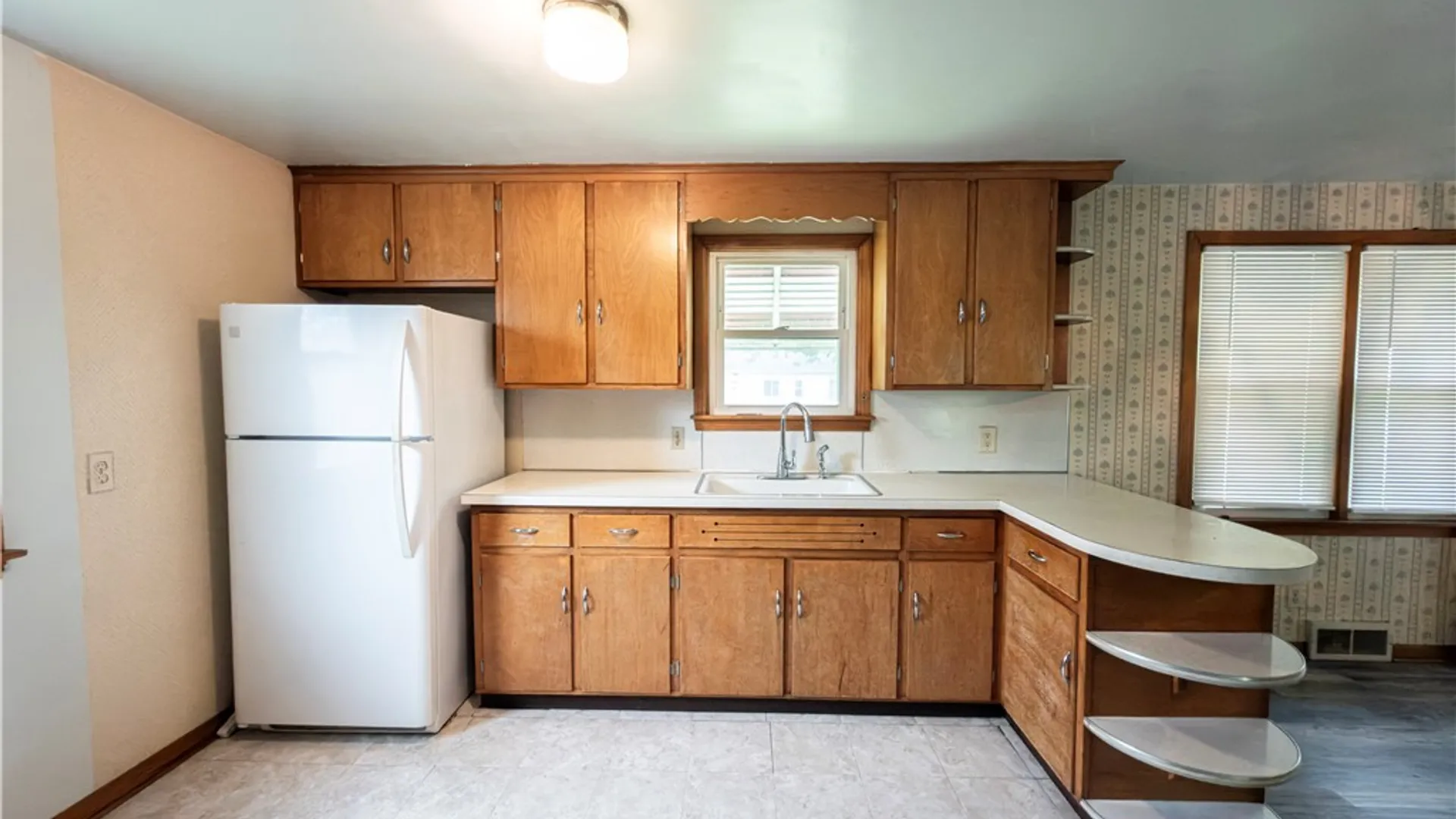Property at 406 Callodine Avenue, Amherst, NY 14226 8