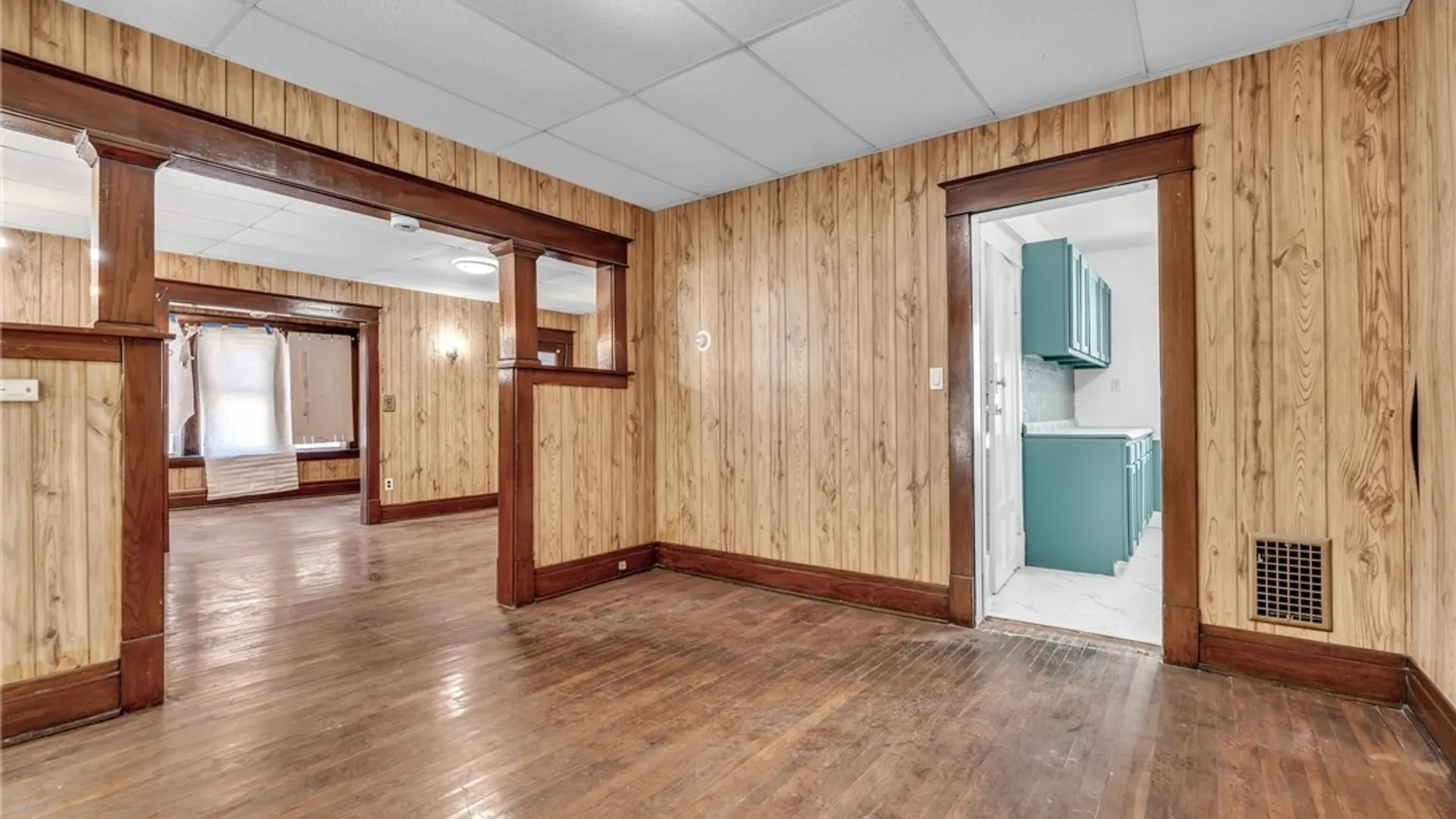 Property at 311 Northland Avenue, Buffalo, NY 14208 11