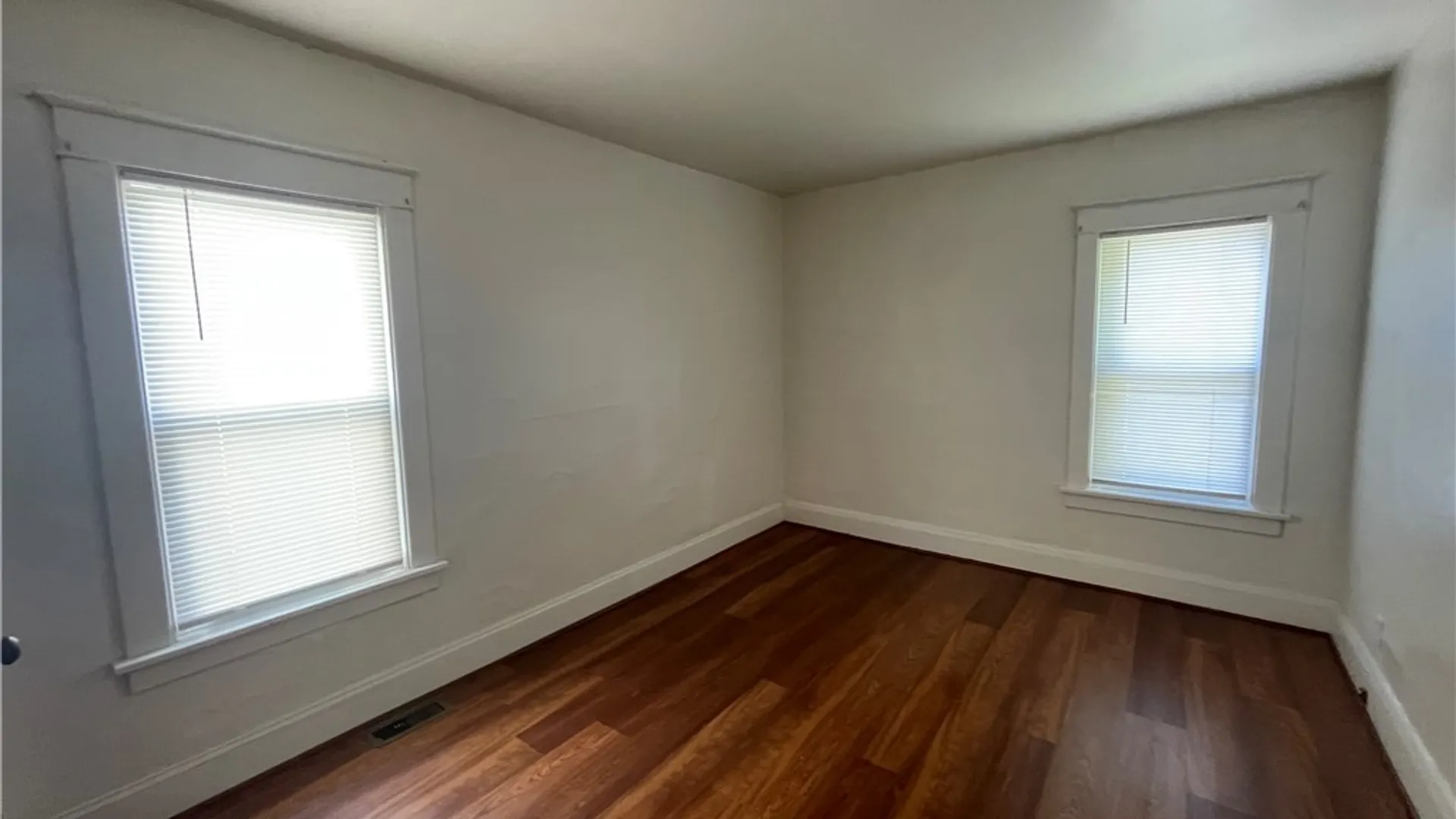 Property at 422 Moselle Street, Buffalo, NY 14215 6