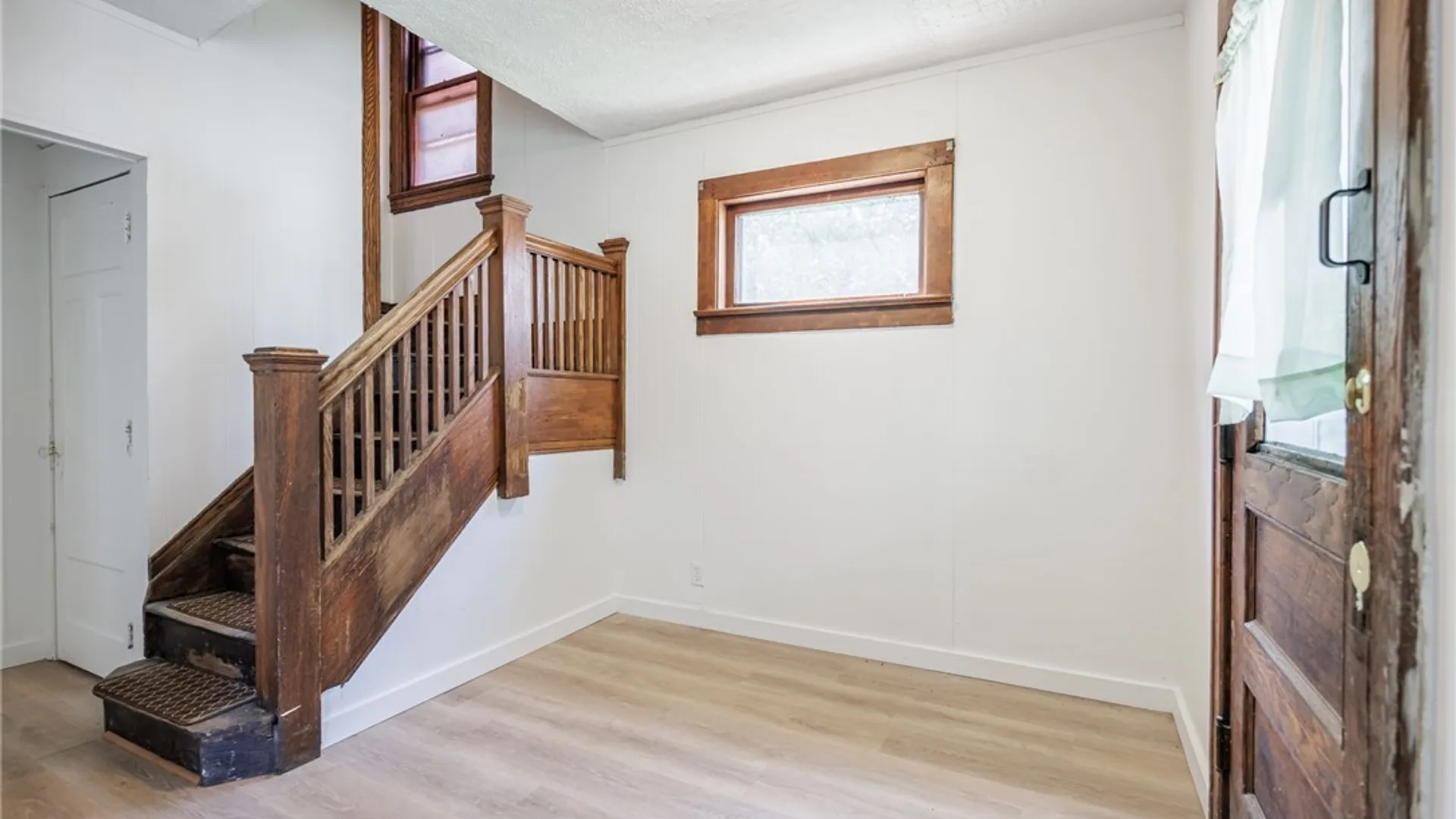 Property at 124 Murray Street, Rochester, NY 14606 2
