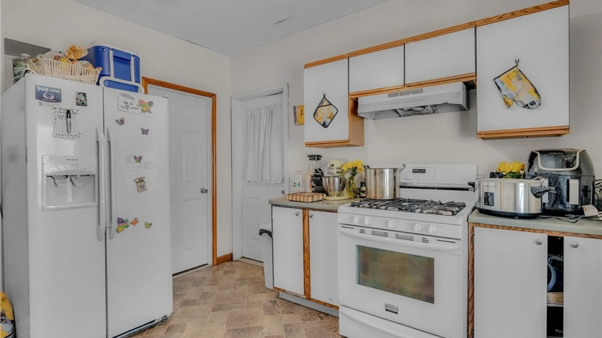 Property at 28 Geary Street, Buffalo, NY 14210 25