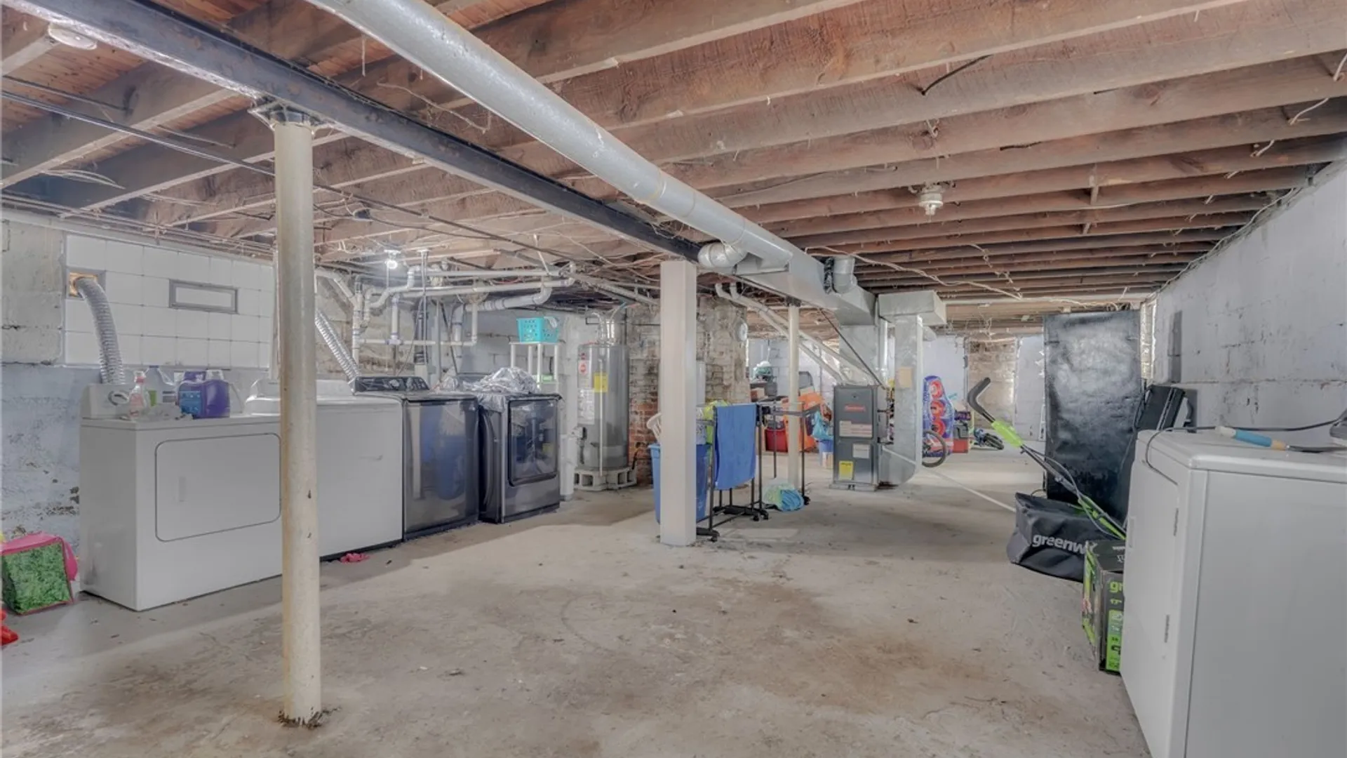 Property at 28 Geary Street, Buffalo, NY 14210 32