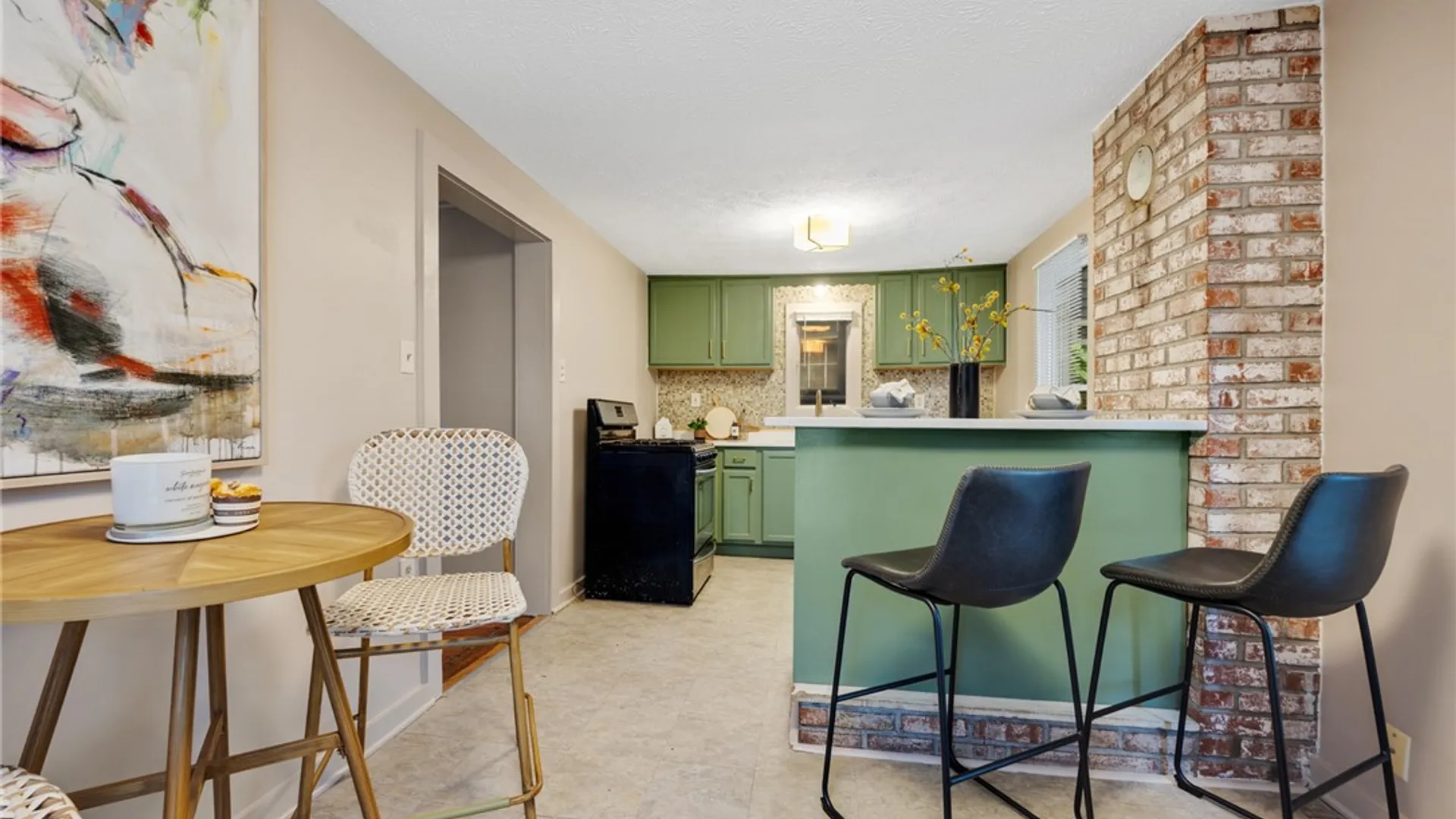 Property at 96 Richmond Street, Rochester, NY 14607 16