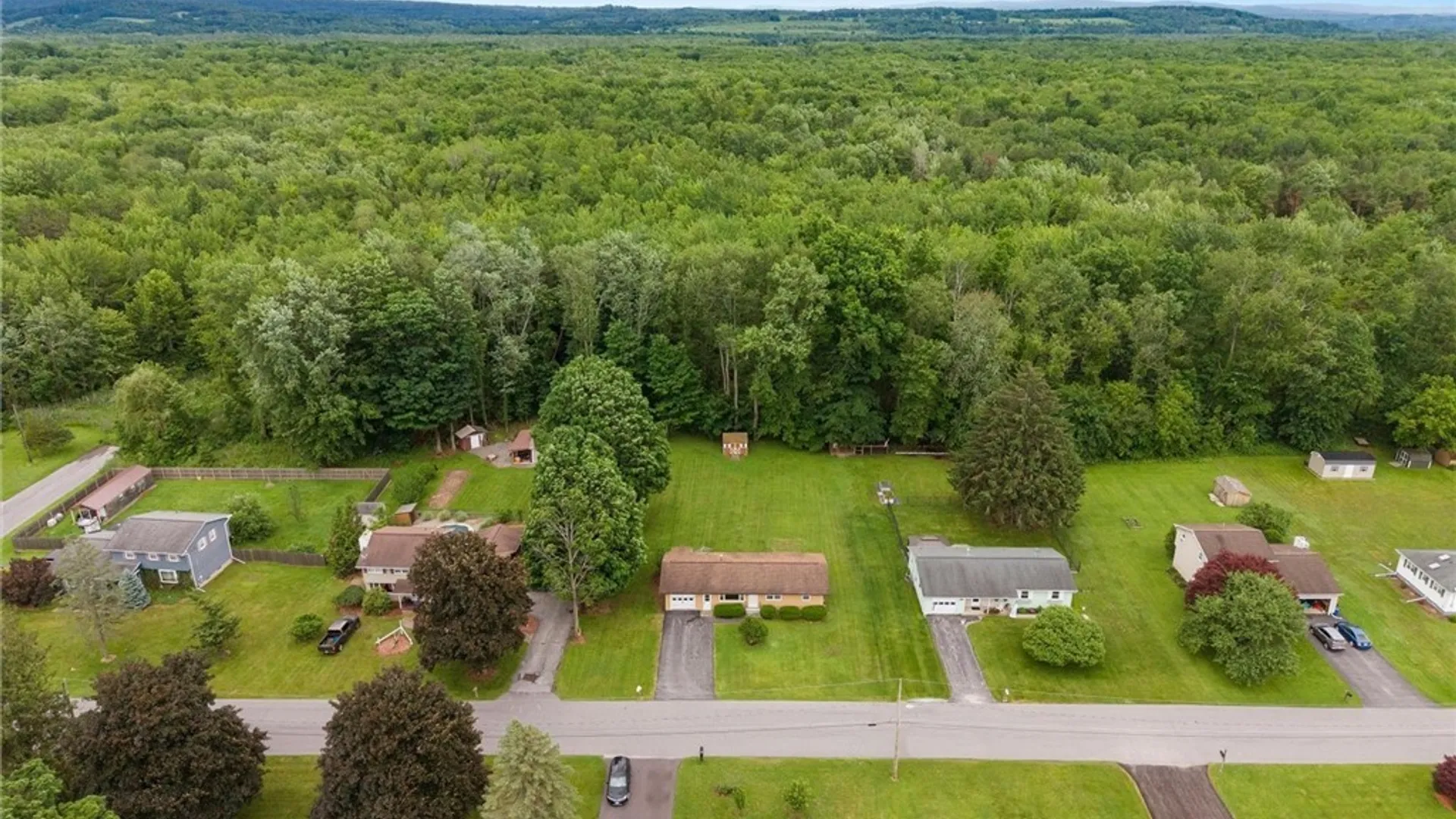 Property at 222 Schepps Lane, Manlius, NY 13082 3