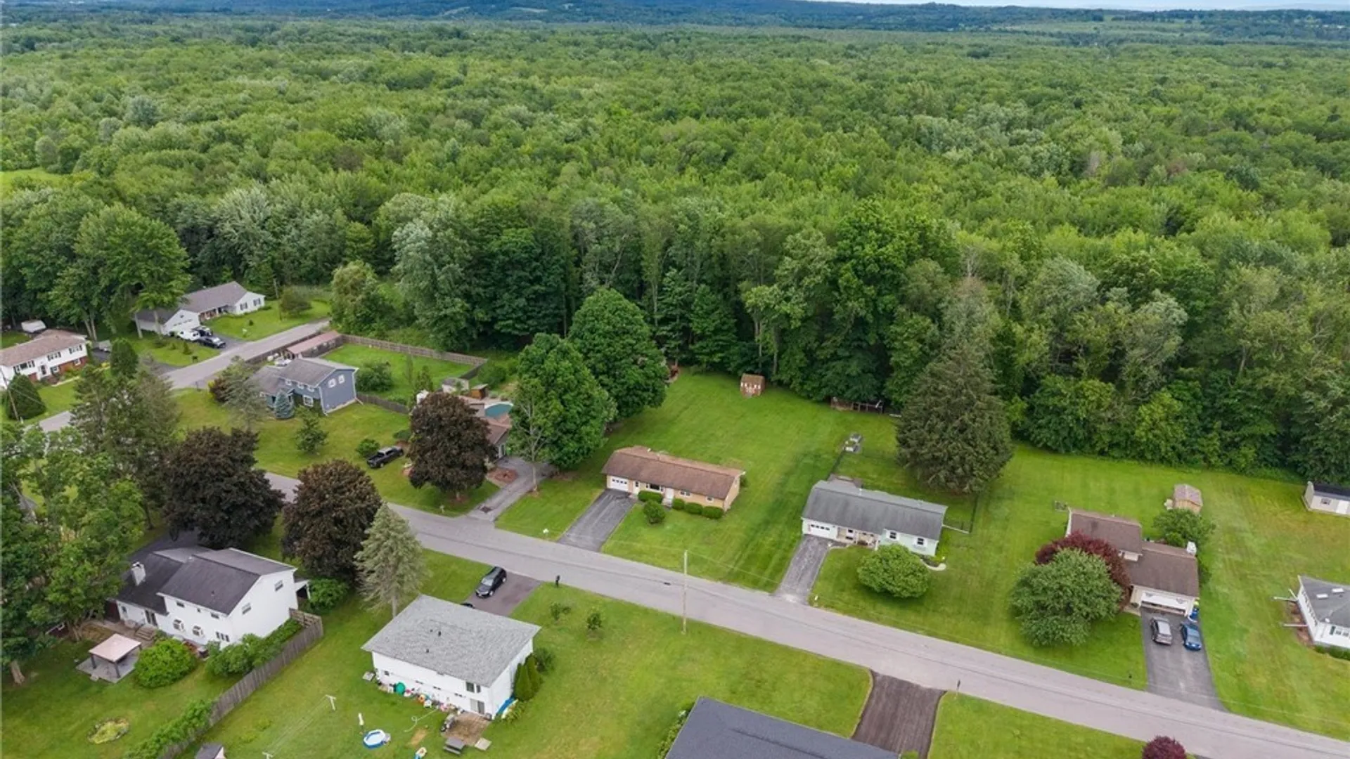 Property at 222 Schepps Lane, Manlius, NY 13082 32