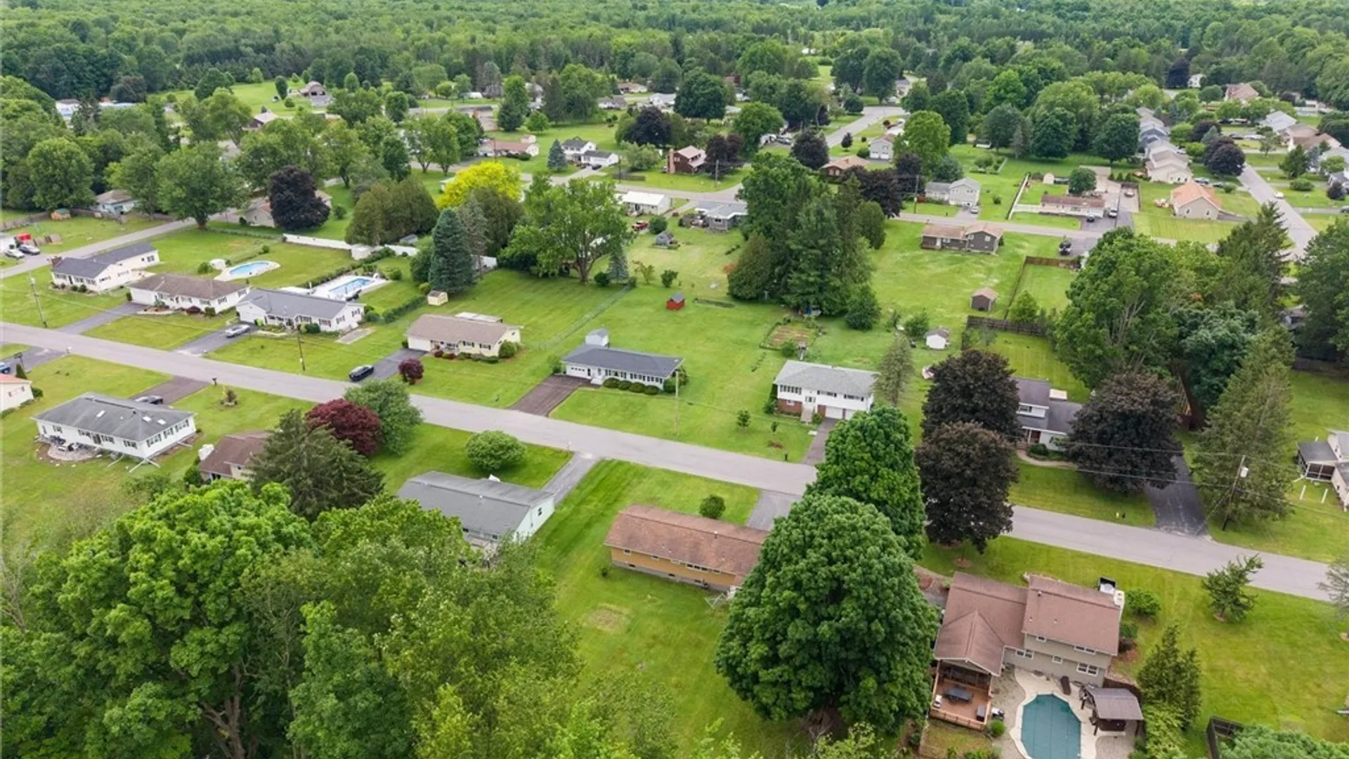 Property at 222 Schepps Lane, Manlius, NY 13082 34