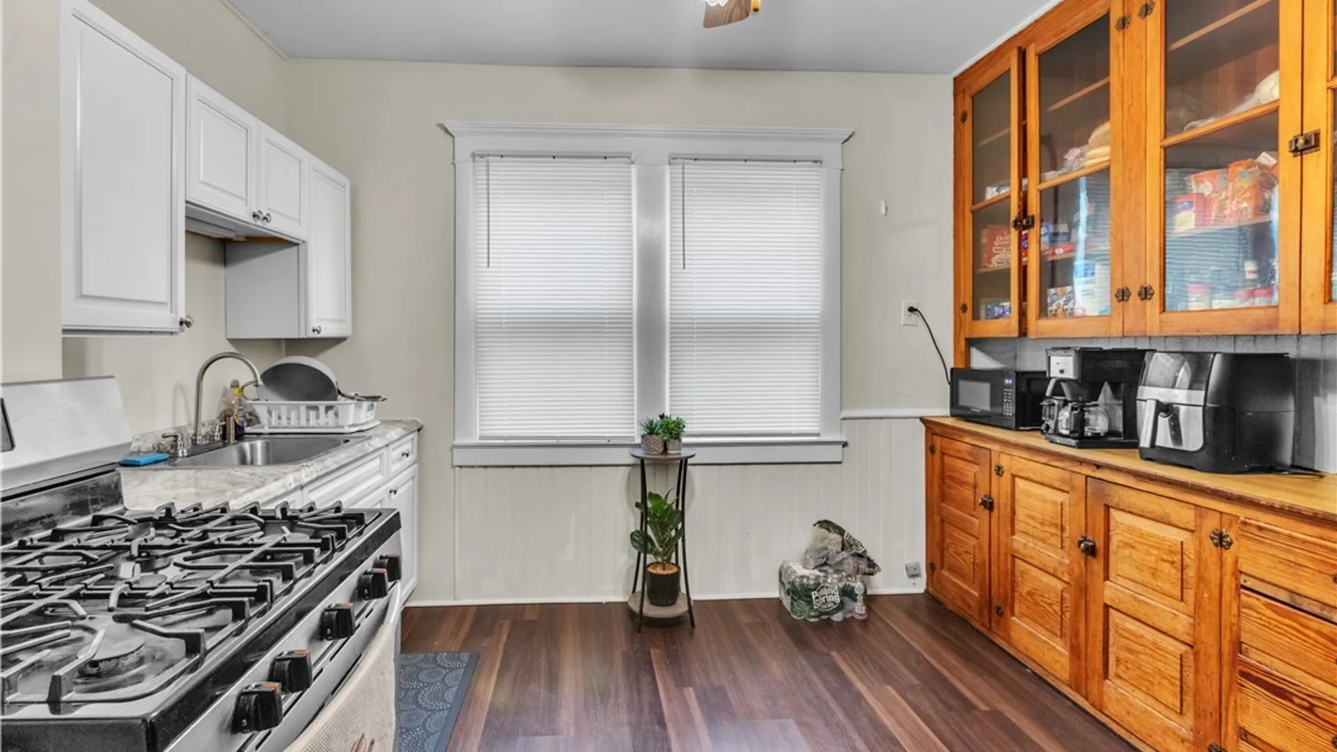 Property at 230 N Park Avenue, Buffalo, NY 14216 26