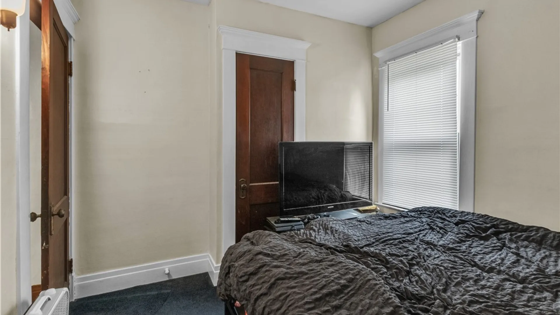 Property at 230 N Park Avenue, Buffalo, NY 14216 32