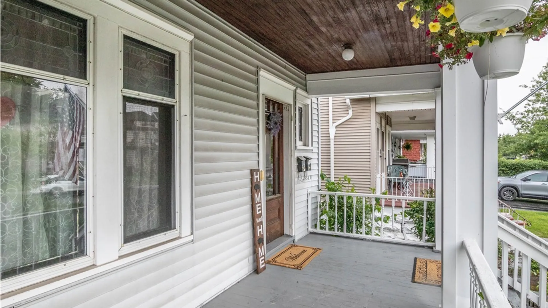 Property at 230 N Park Avenue, Buffalo, NY 14216 4