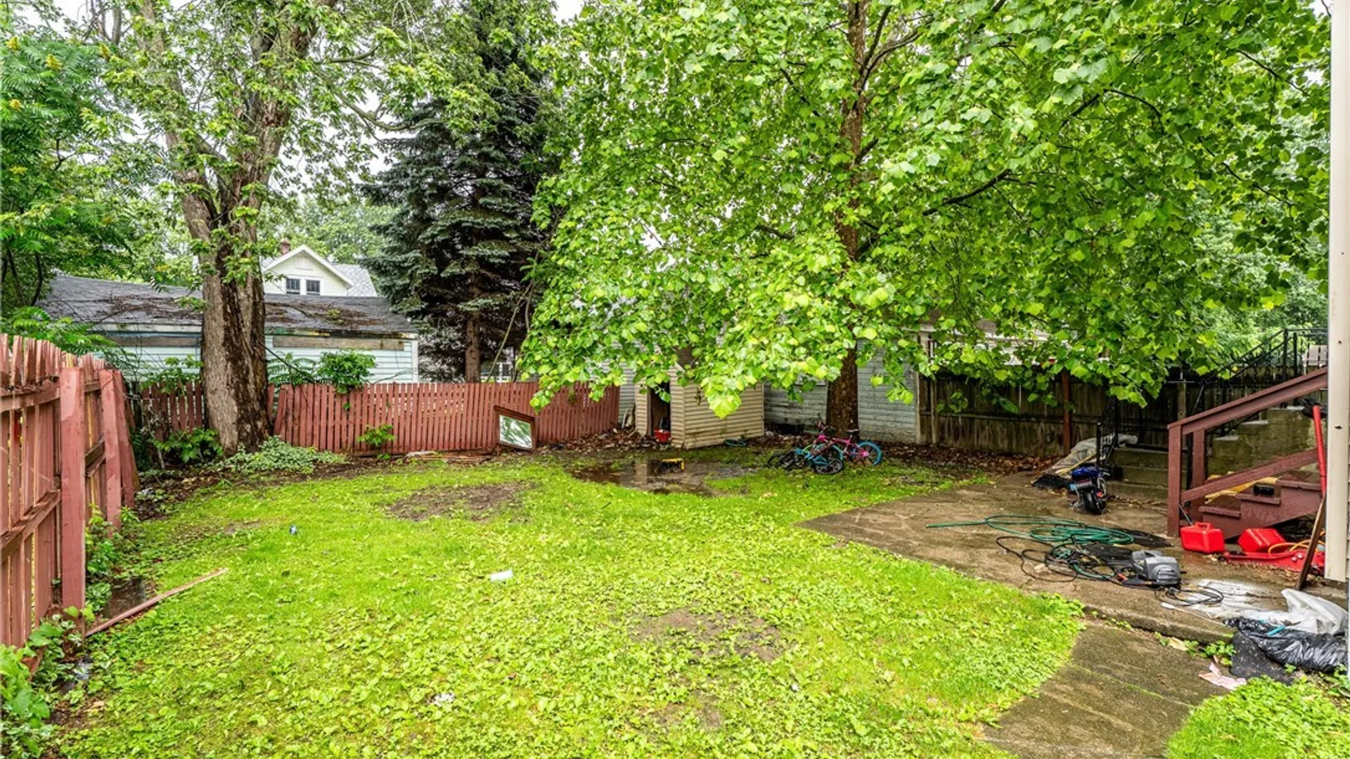 Property at 31 Wildwood Place, Buffalo, NY 14210 4