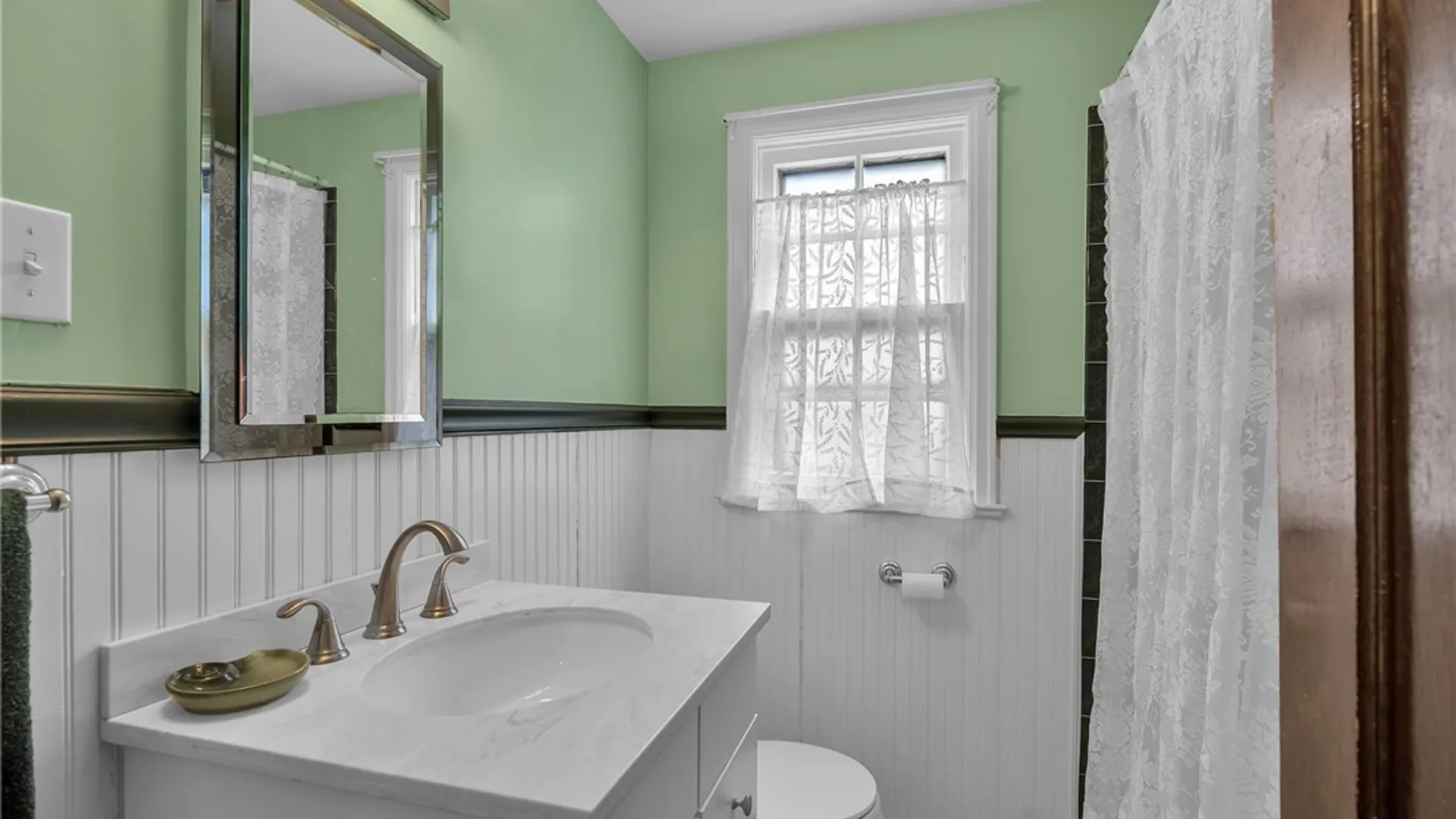 Property at 389 Stillwell Avenue, Tonawanda, NY 14217 14