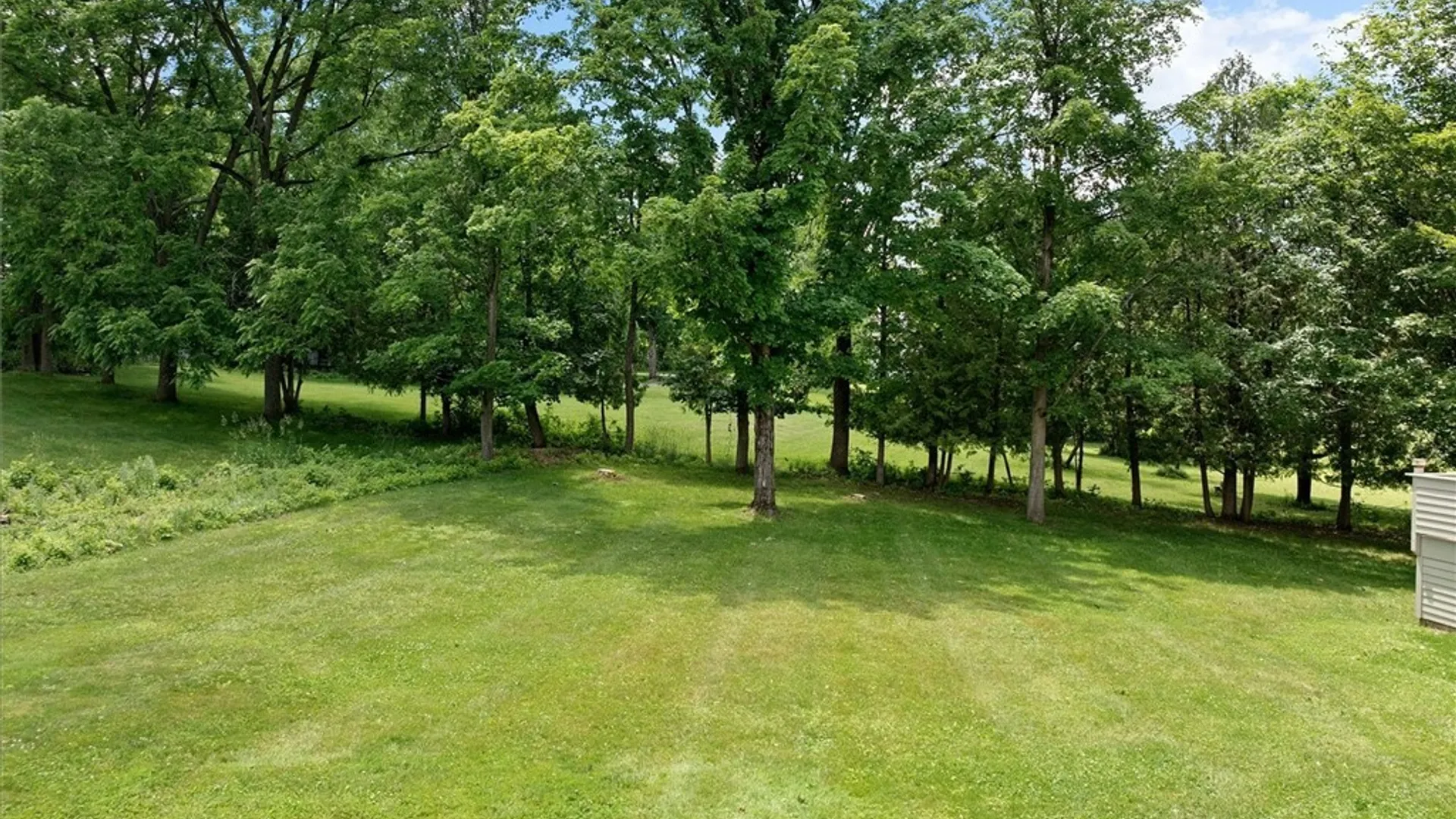 Property at 7100 Braxton Cir, DeWitt, NY 13066 43