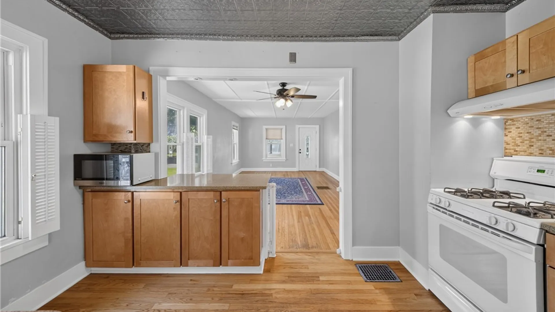 Property at 220 Windemere Road, Geddes, NY 13219 12