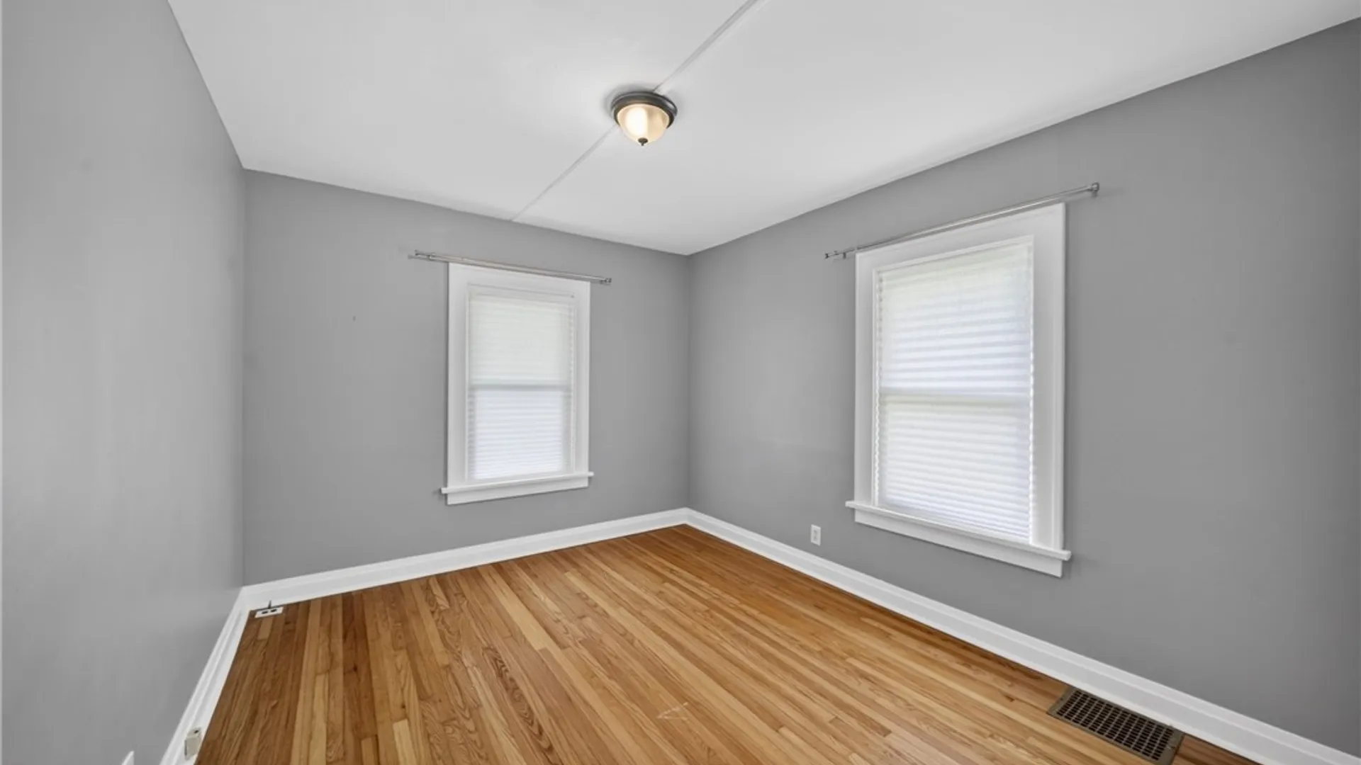 Property at 220 Windemere Road, Geddes, NY 13219 17
