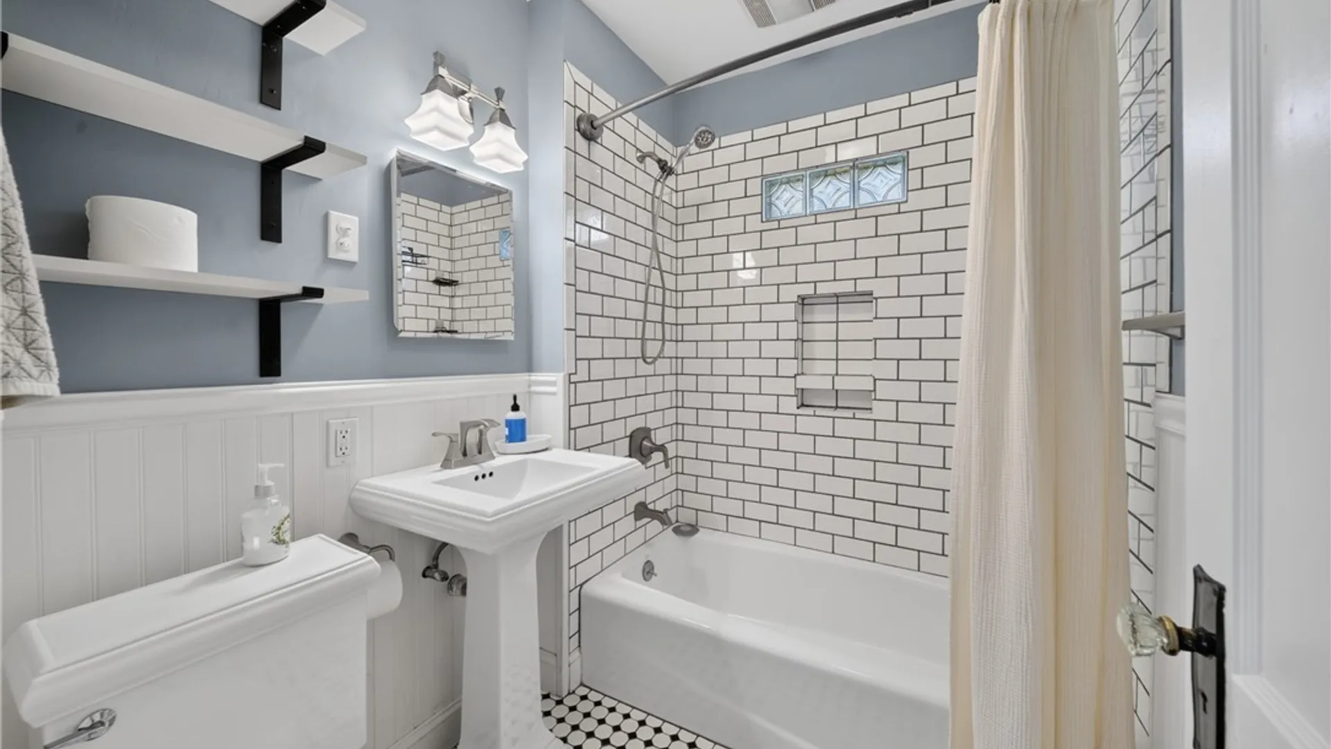 Property at 220 Windemere Road, Geddes, NY 13219 19