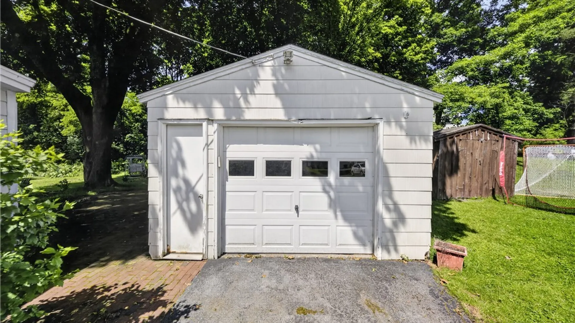 Property at 220 Windemere Road, Geddes, NY 13219 35