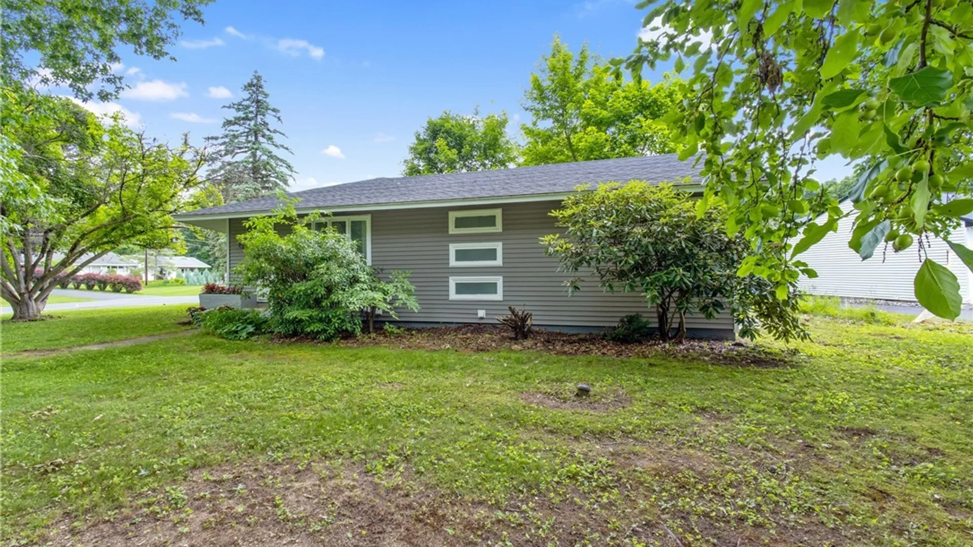 Property at 13 Memory Lane, Clay, NY 13212 2