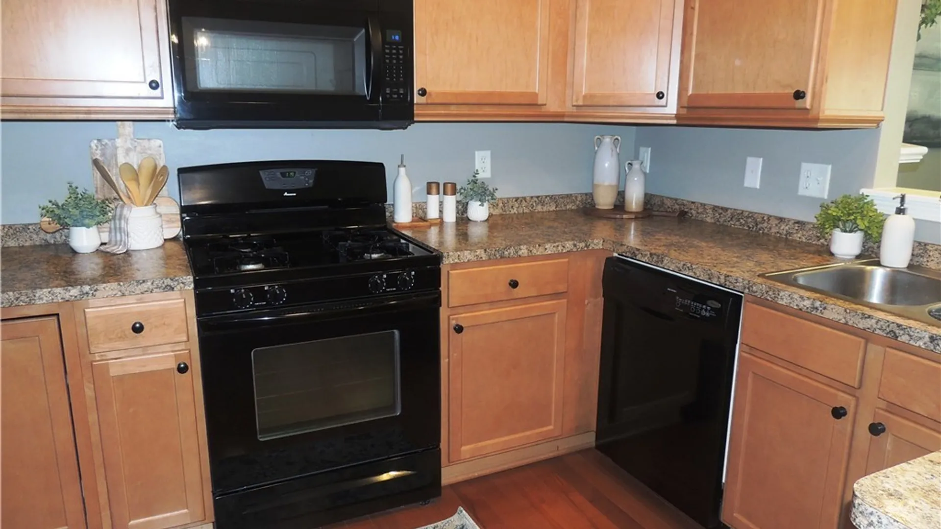 Property at 155 Slate Bottom Drive, Lancaster, NY 14043 7