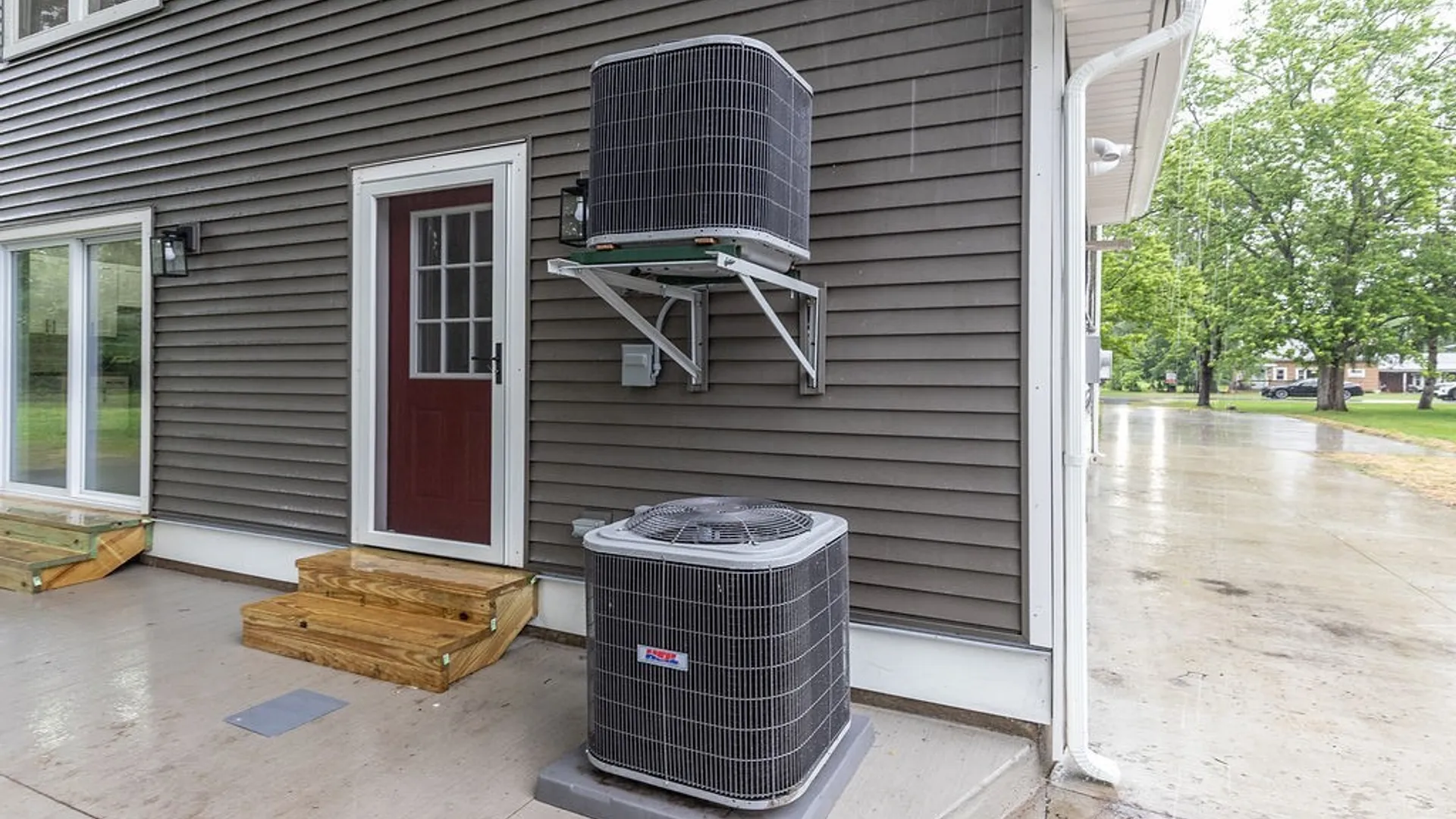 Property at 3046 Westwood Drive, Grand Island, NY 14072 4