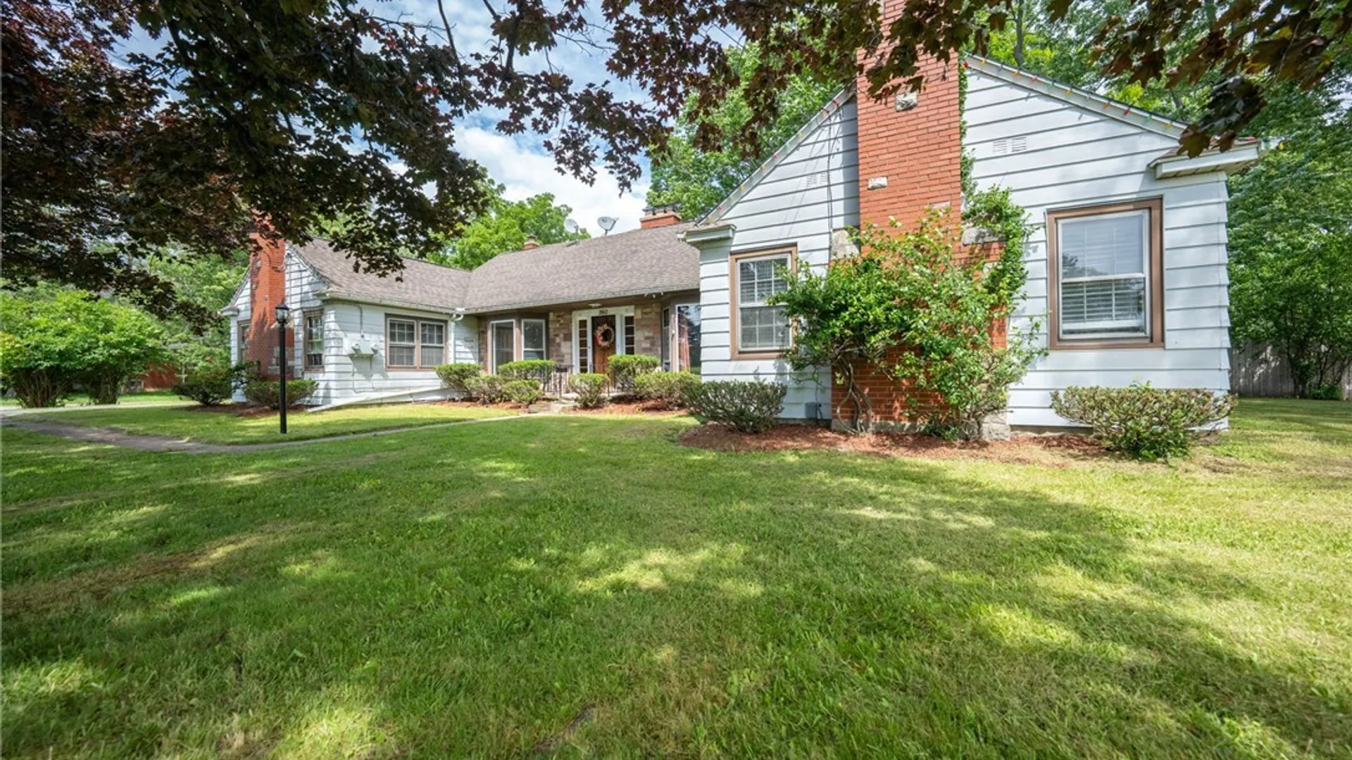 Property at 260 S Forest Road, Amherst, NY 14221 3