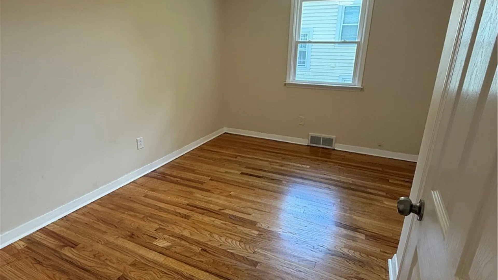 Property at 126 Aberdeen, Syracuse, NY 13206 14