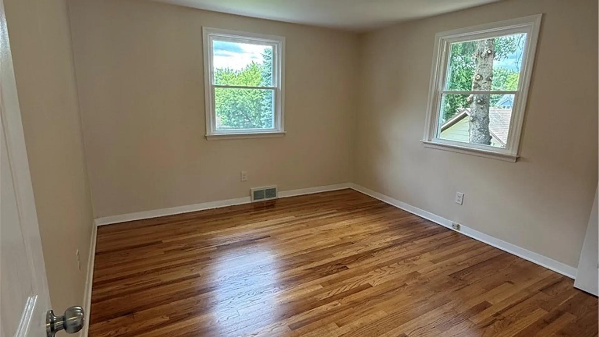 Property at 126 Aberdeen, Syracuse, NY 13206 18