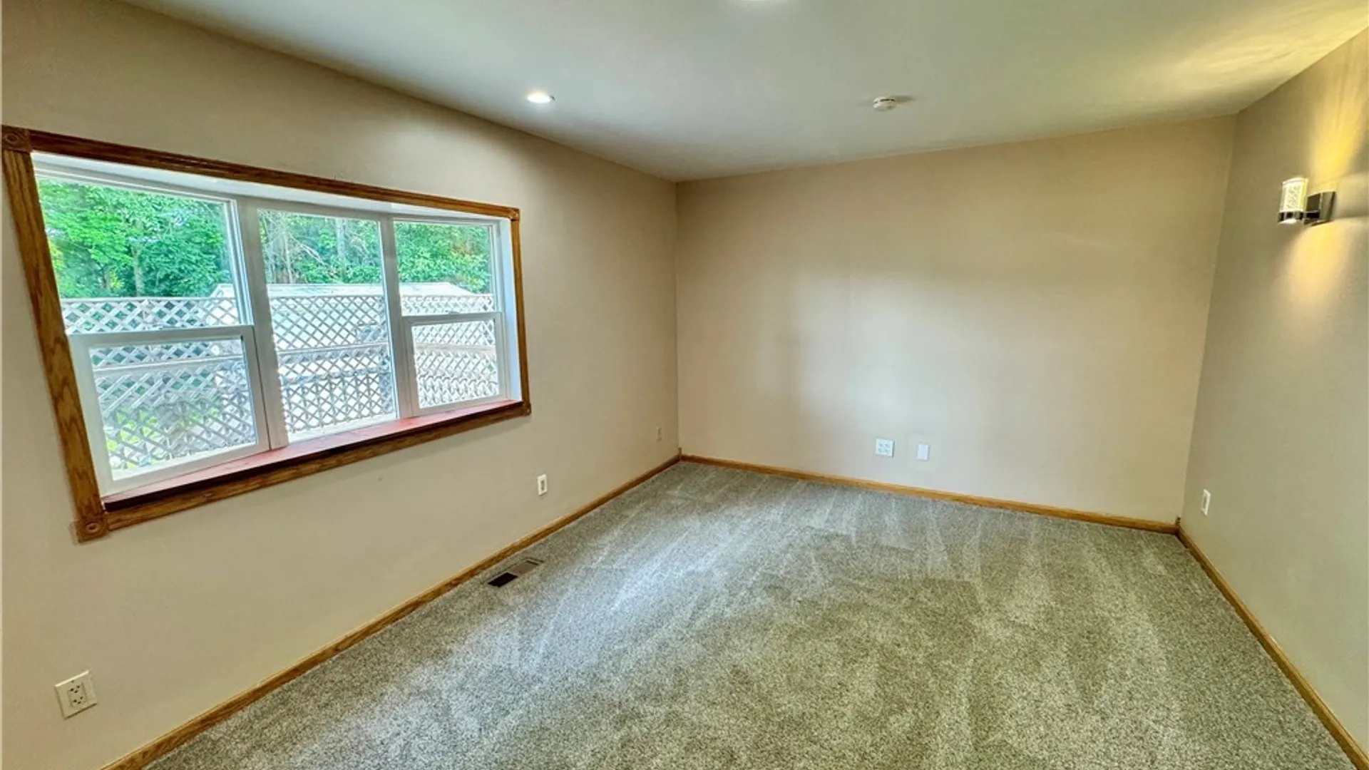 Property at 5410 Fortuna Parkway, Clay, NY 13041 14