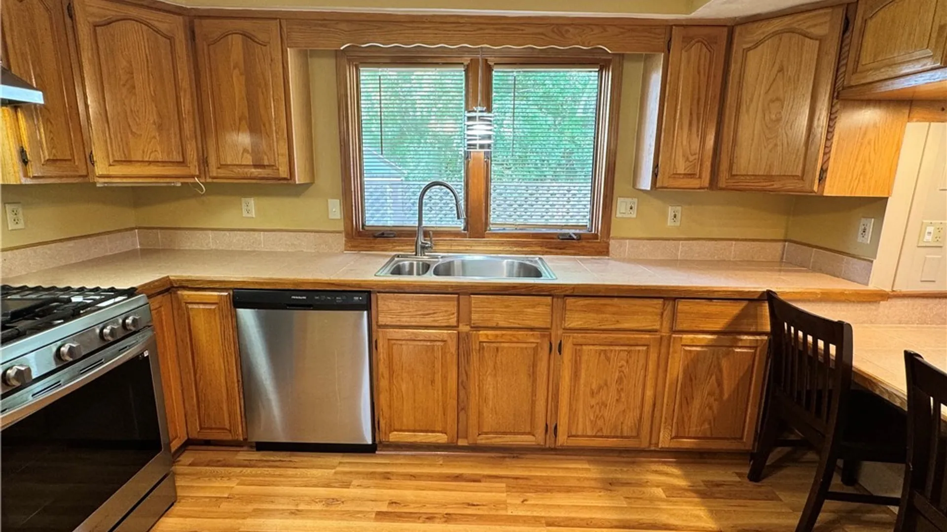 Property at 5410 Fortuna Parkway, Clay, NY 13041 7