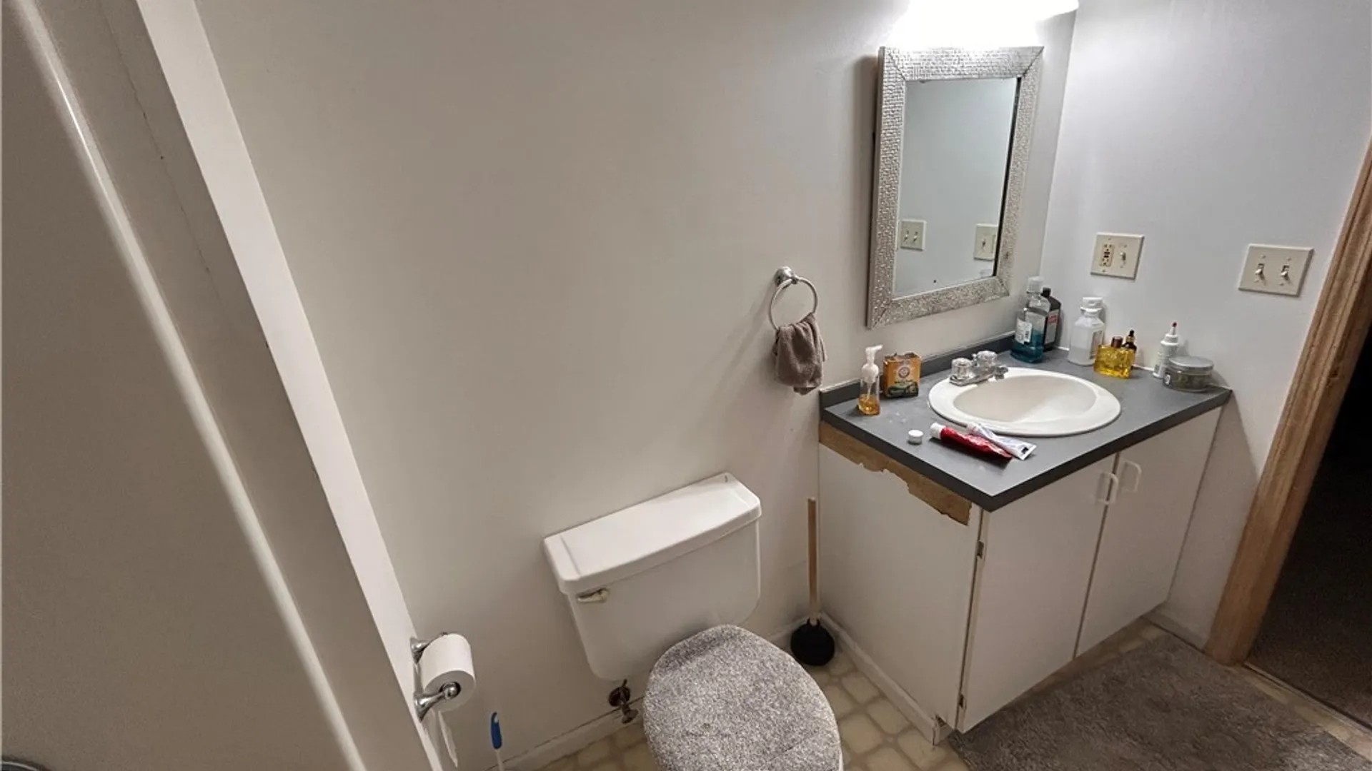 Property at 104 Depalma Avenue, Syracuse, NY 13204 16