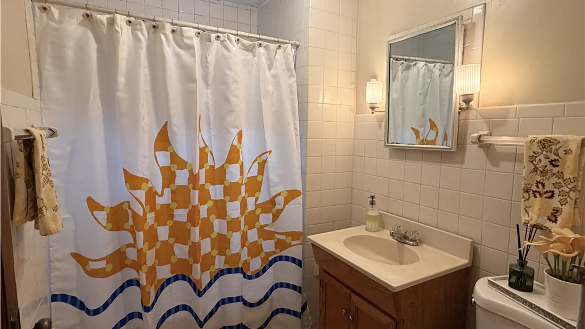 Property at 142 Rockview Terrace, Rochester, NY 14606 14