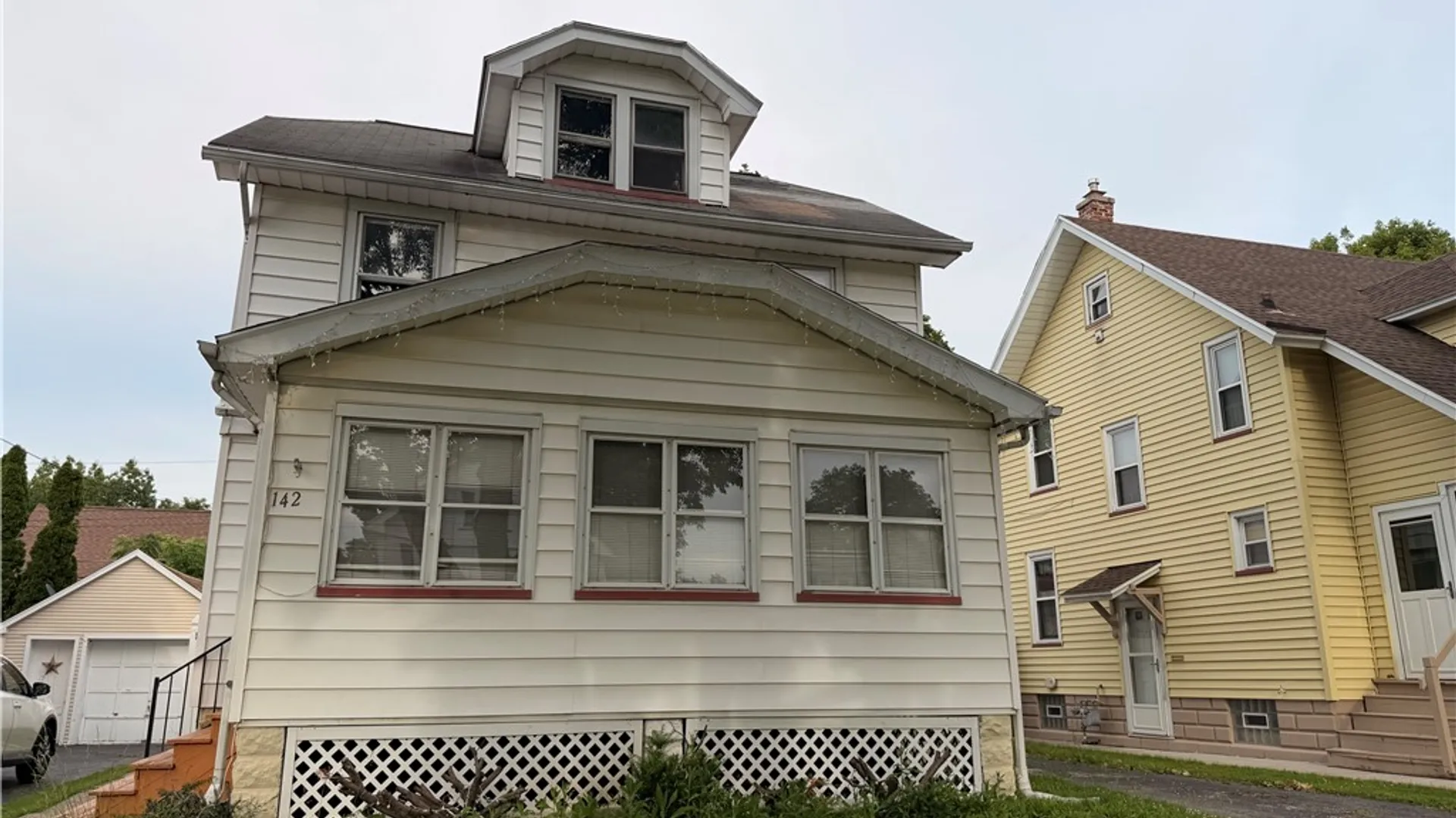 Property at 142 Rockview Terrace, Rochester, NY 14606 2