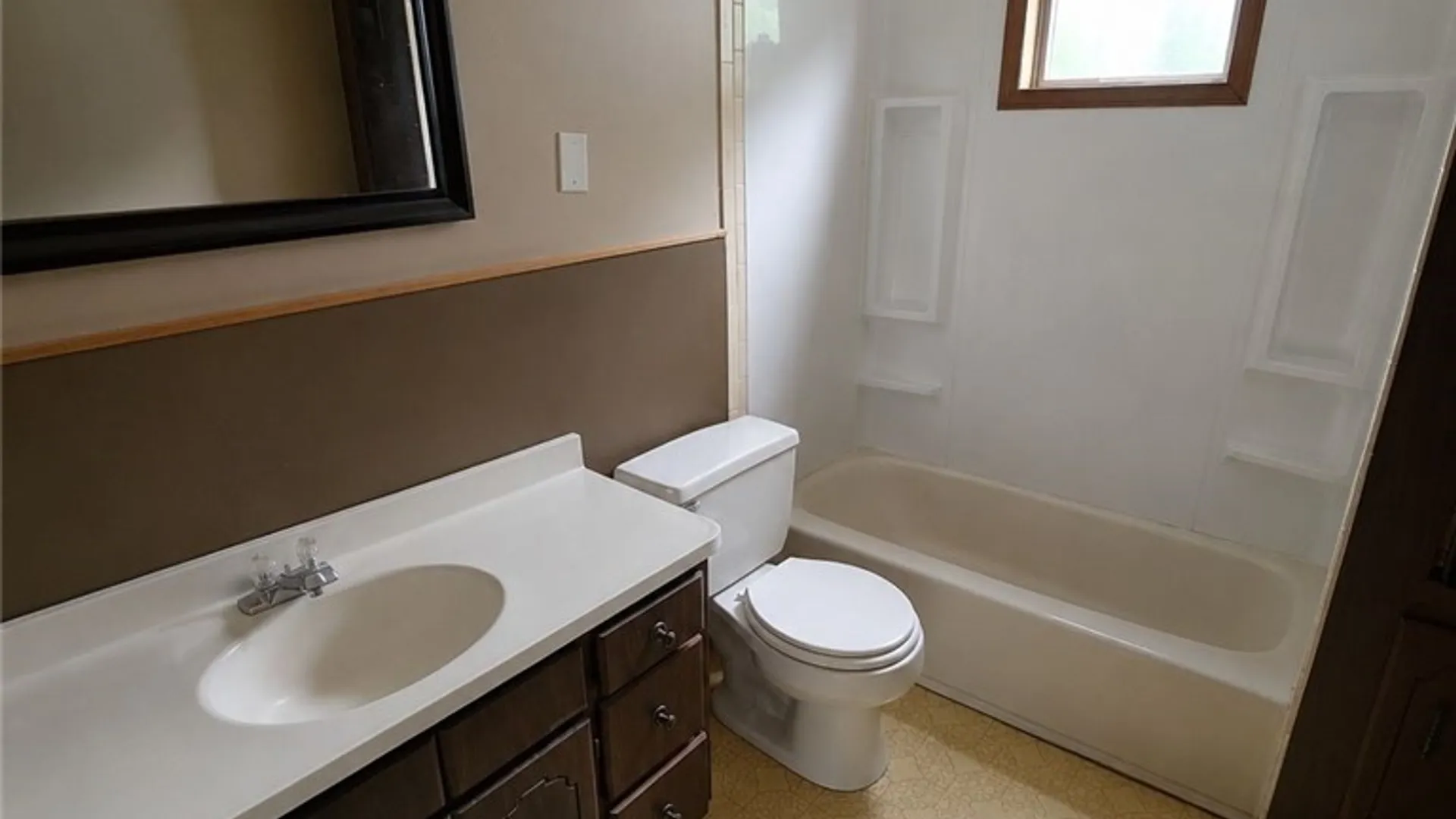 Property at 1330 Electric Avenue, Lackawanna, NY 14218 23