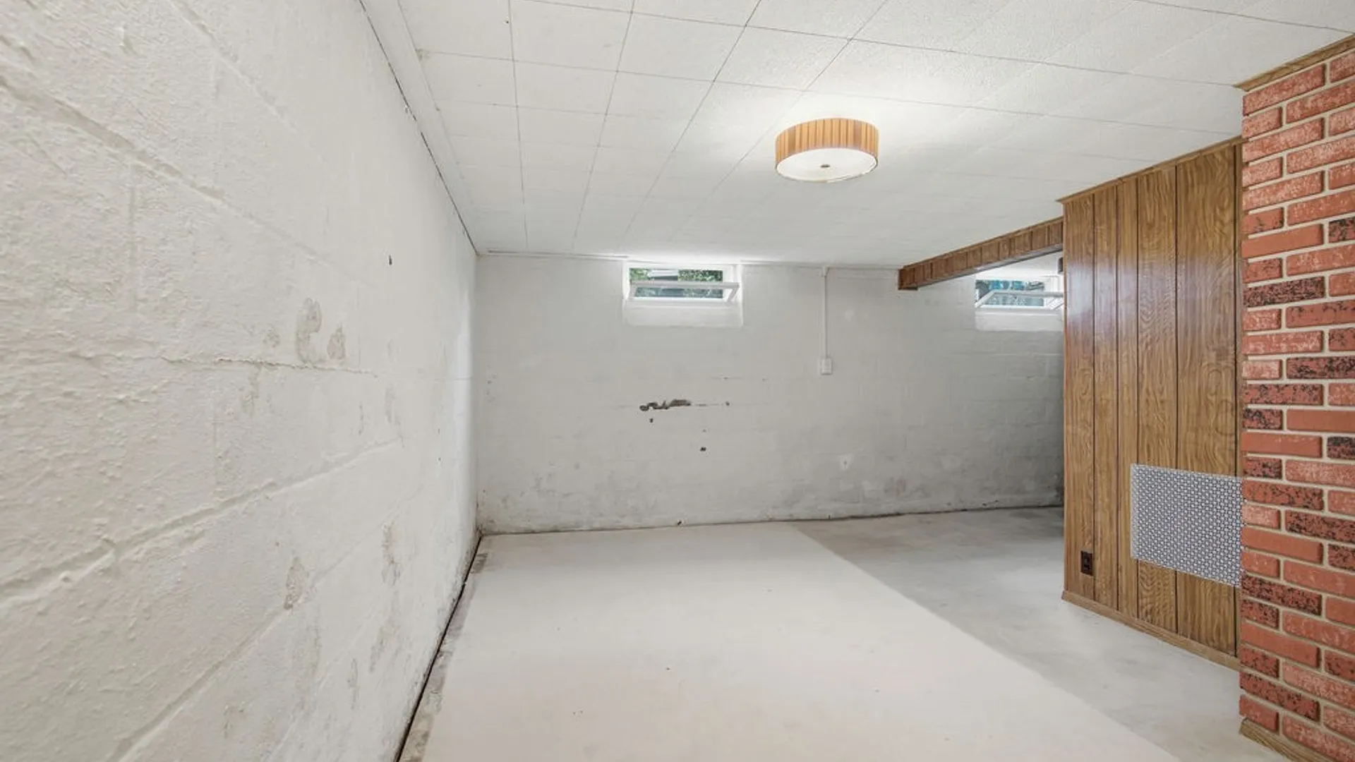 Property at 221 Beechwood Avenue, Salina, NY 13088 29