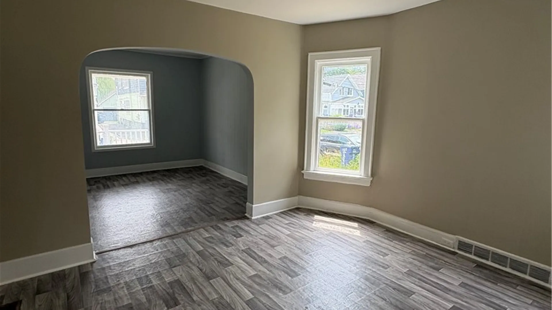 Property at 233 Laird Avenue, Buffalo, NY 14207 11