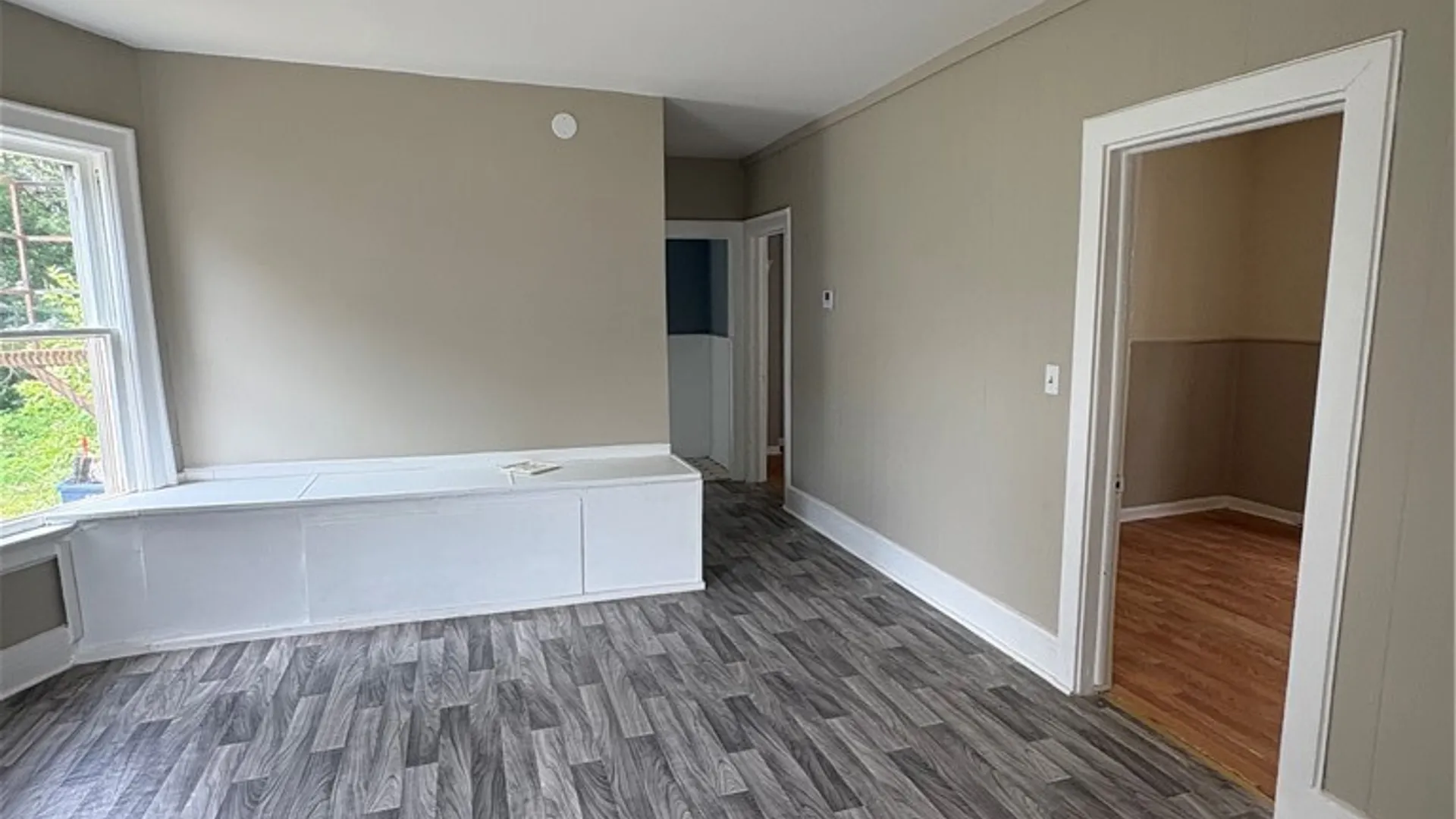 Property at 233 Laird Avenue, Buffalo, NY 14207 14