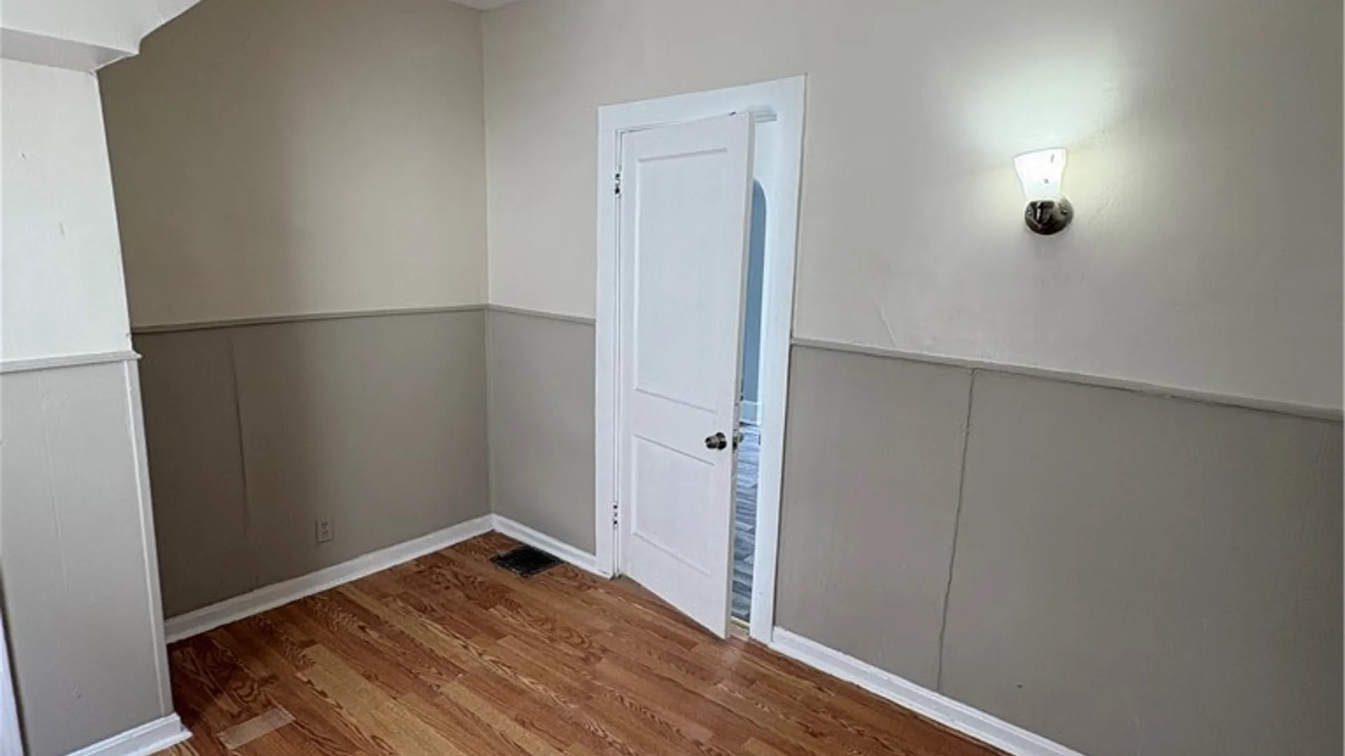 Property at 233 Laird Avenue, Buffalo, NY 14207 15