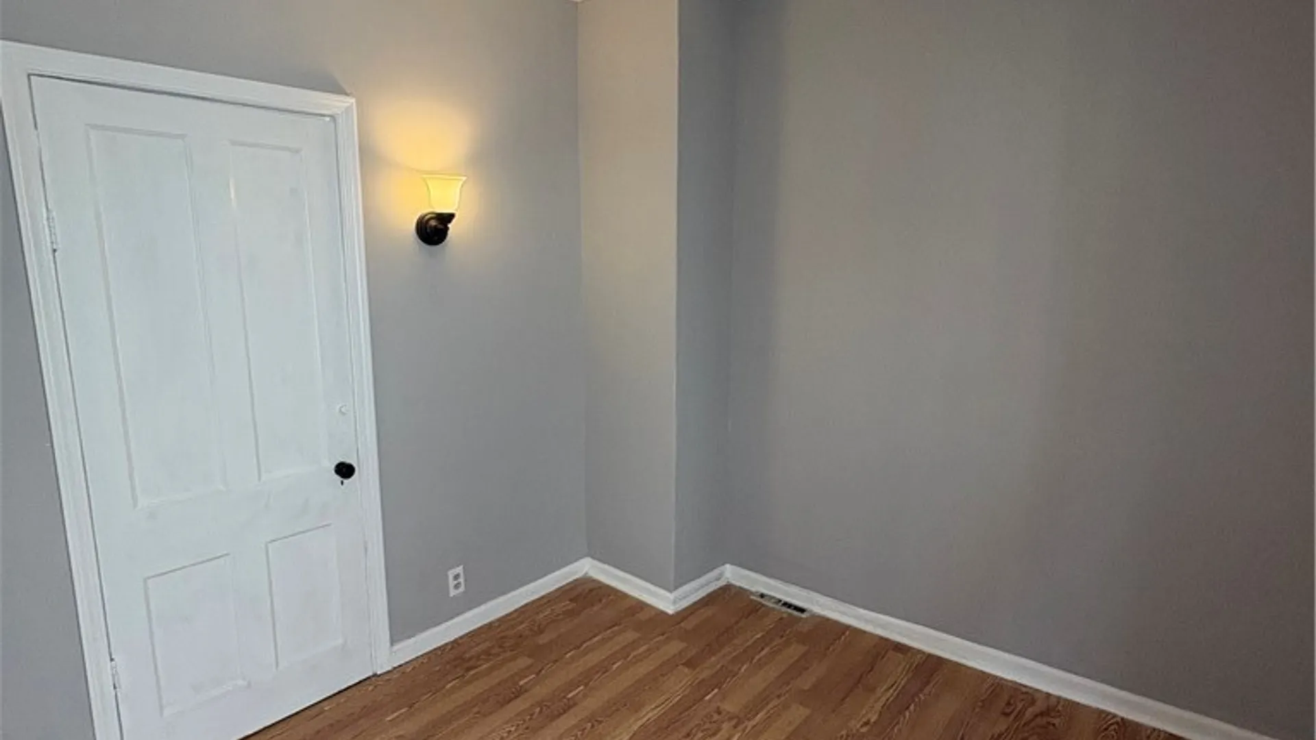 Property at 233 Laird Avenue, Buffalo, NY 14207 7